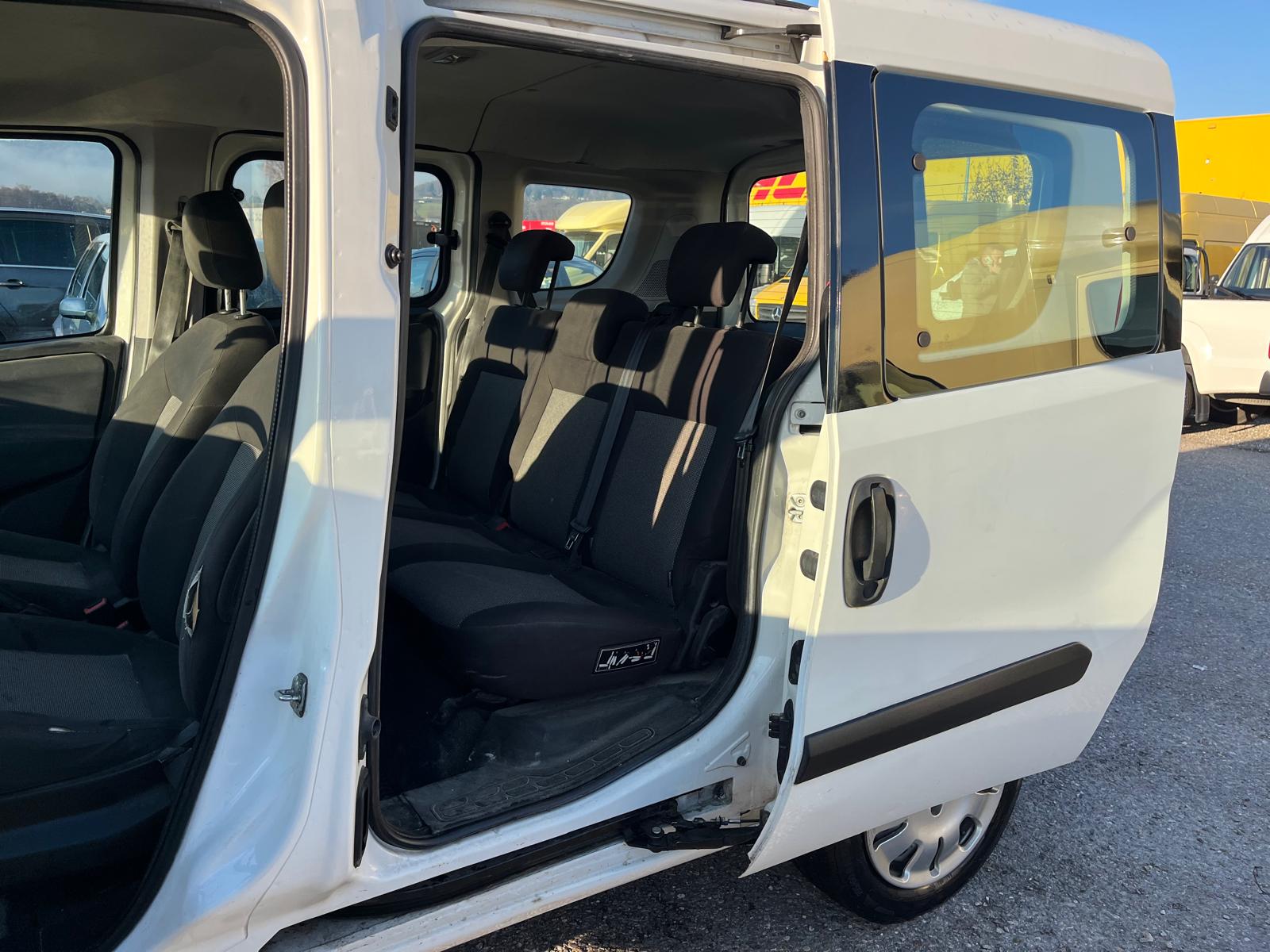 FIAT Doblò 1.4 MyLife-image-9