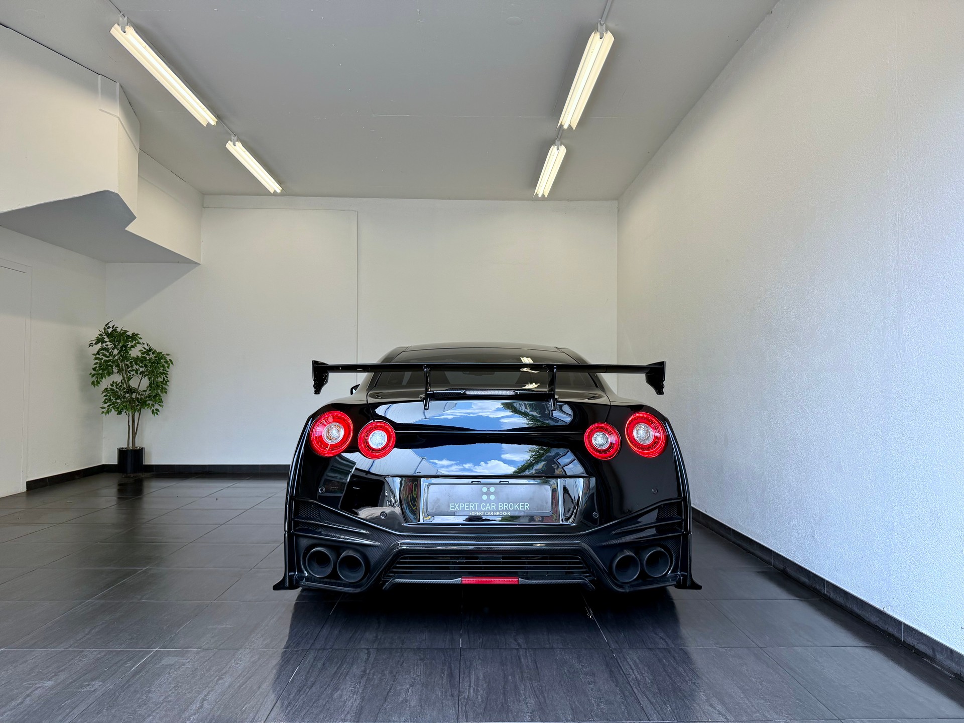 NISSAN GT-R 3.8 V6 Biturbo ALL Black Edition-image-7
