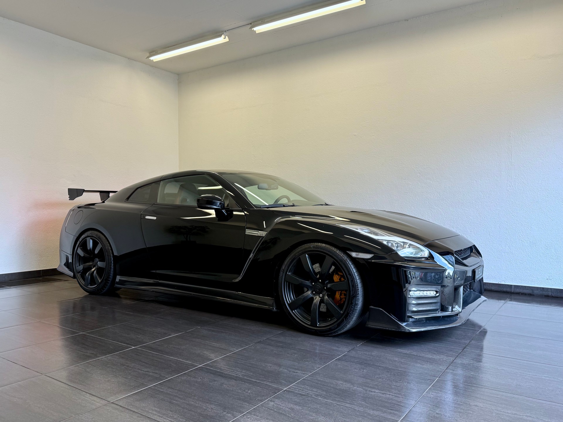 NISSAN GT-R 3.8 V6 Biturbo ALL Black Edition
