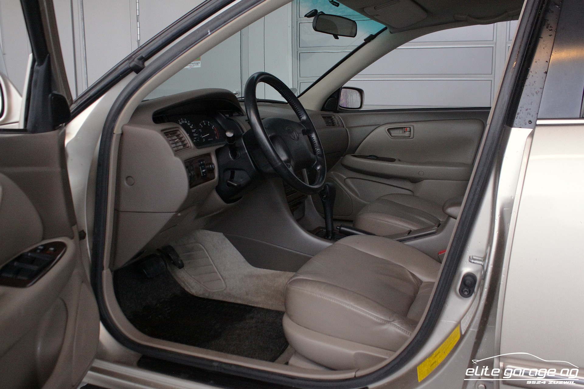 TOYOTA Camry 3.0 V6-image-13