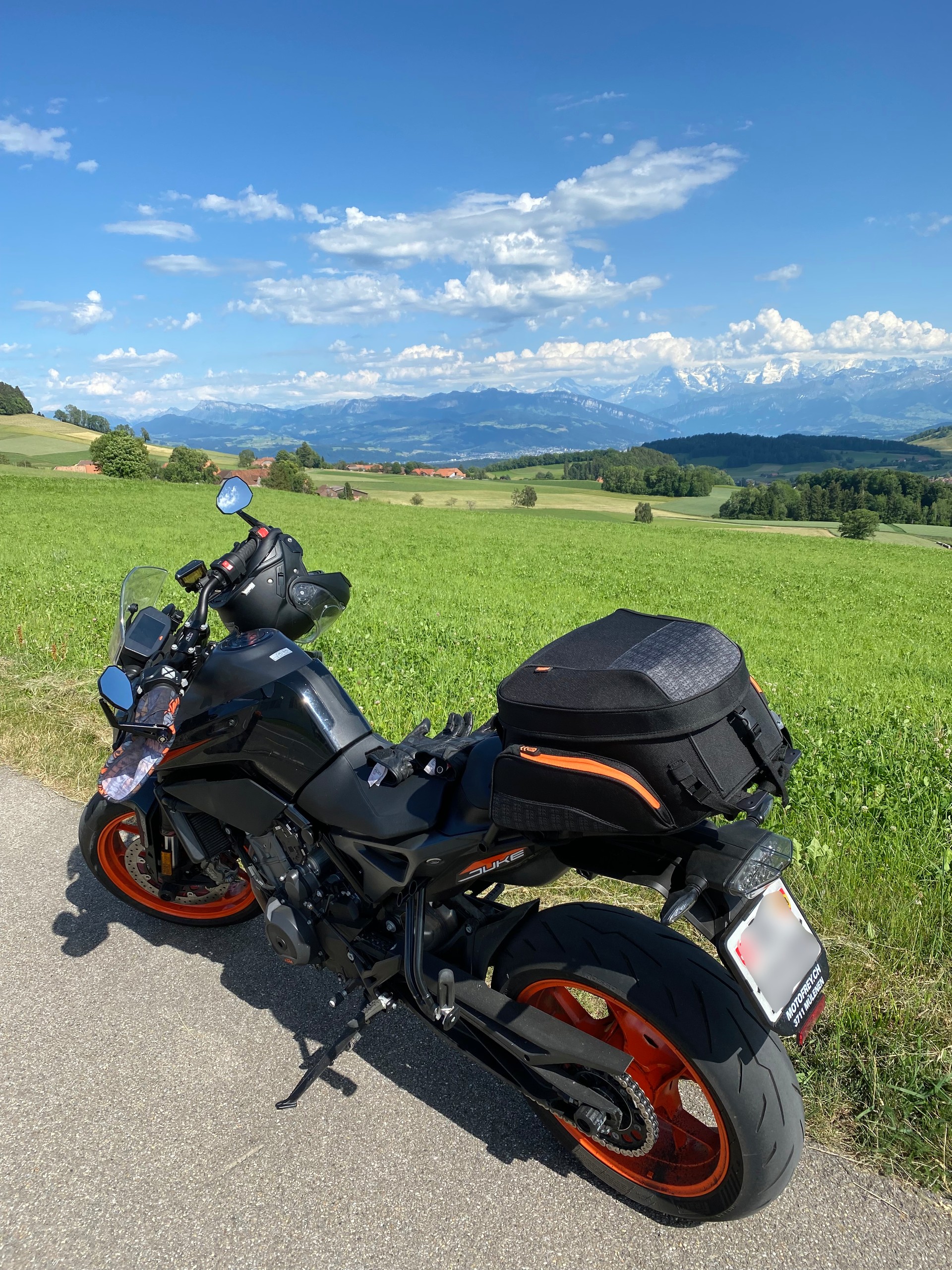 KTM 790 Duke | 11’000 km | Frisch ab Service | inkl. Gepäckträger + Taschen-image-6