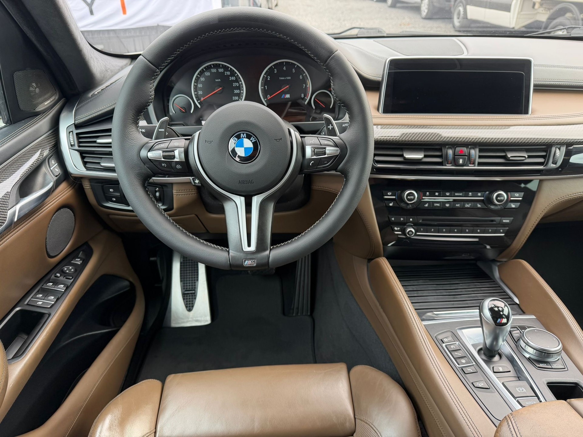 BMW X6M Steptronic-image-10