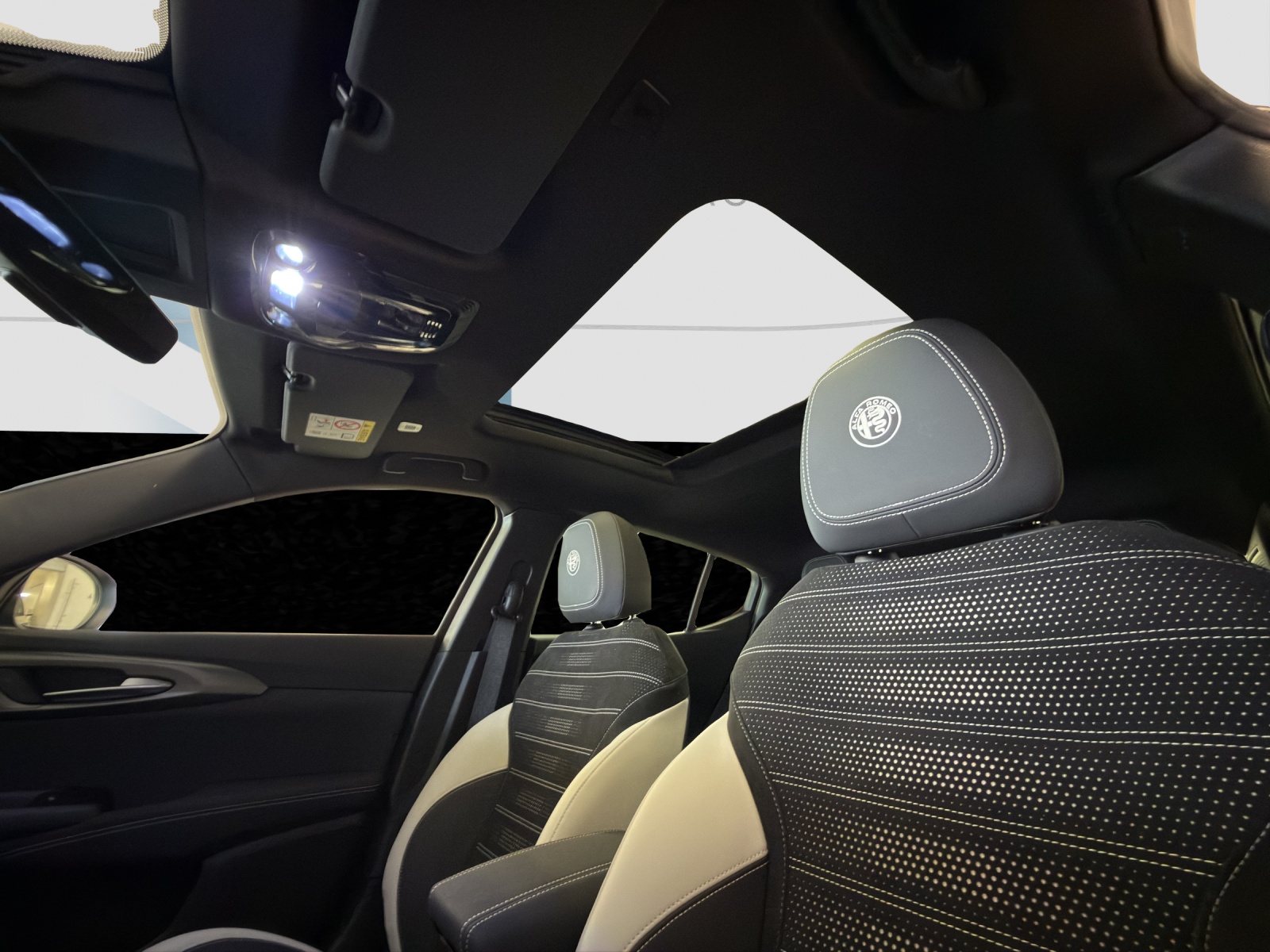 ALFA ROMEO TONALE 1.3 Plug-in Hybrid-image-12