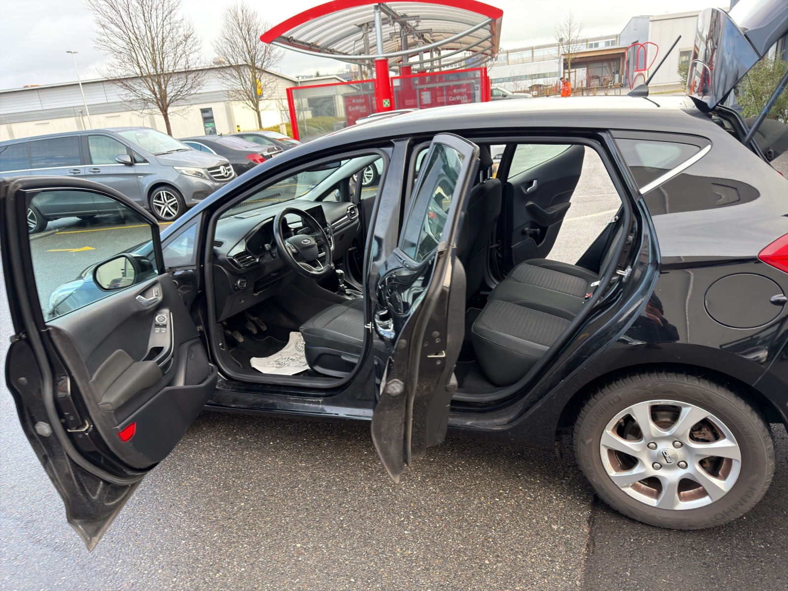 FORD Fiesta 1.0 SCTi Titanium-image-23