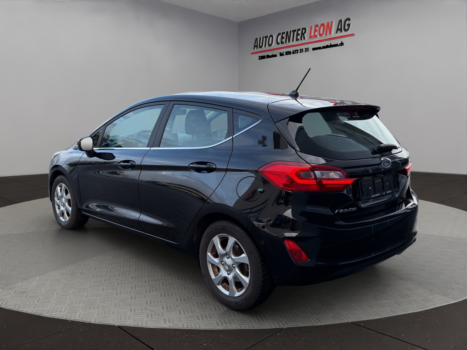 FORD Fiesta 1.0 SCTi Titanium-showroom-element-3