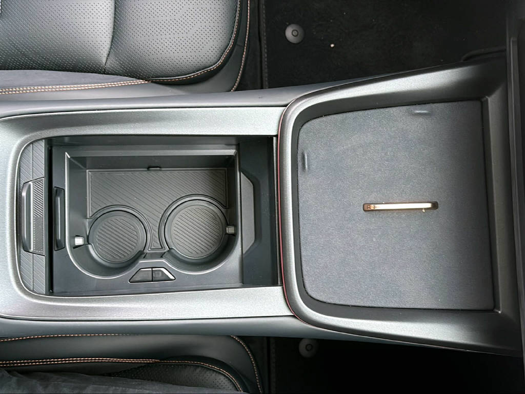 LYNK & CO 08-image-18