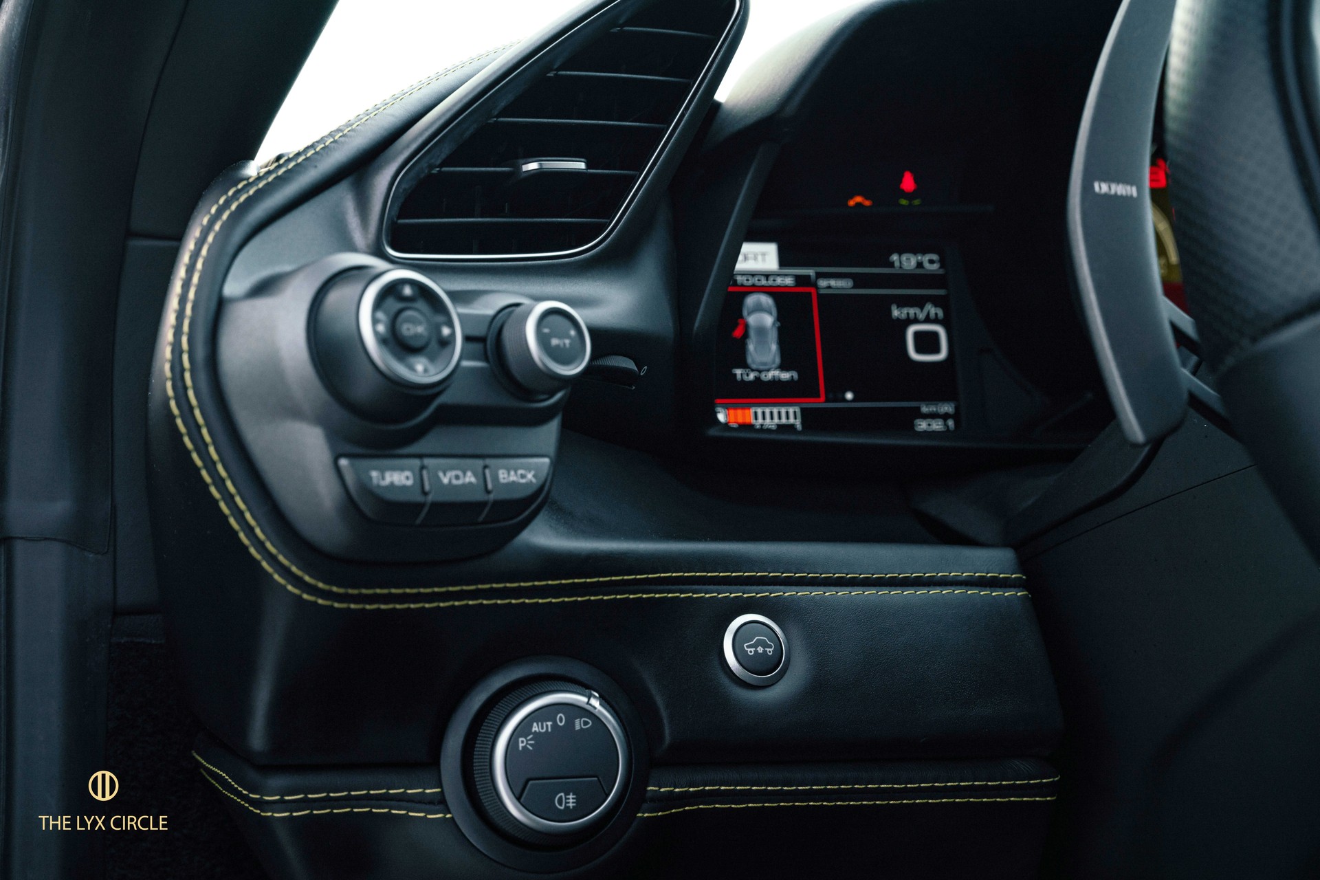 FERRARI 488 GTB 3.9 V8-image-14