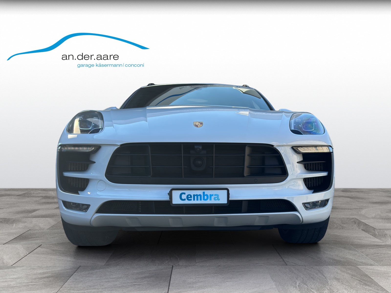 PORSCHE Macan GTS PDK-showroom-element-2