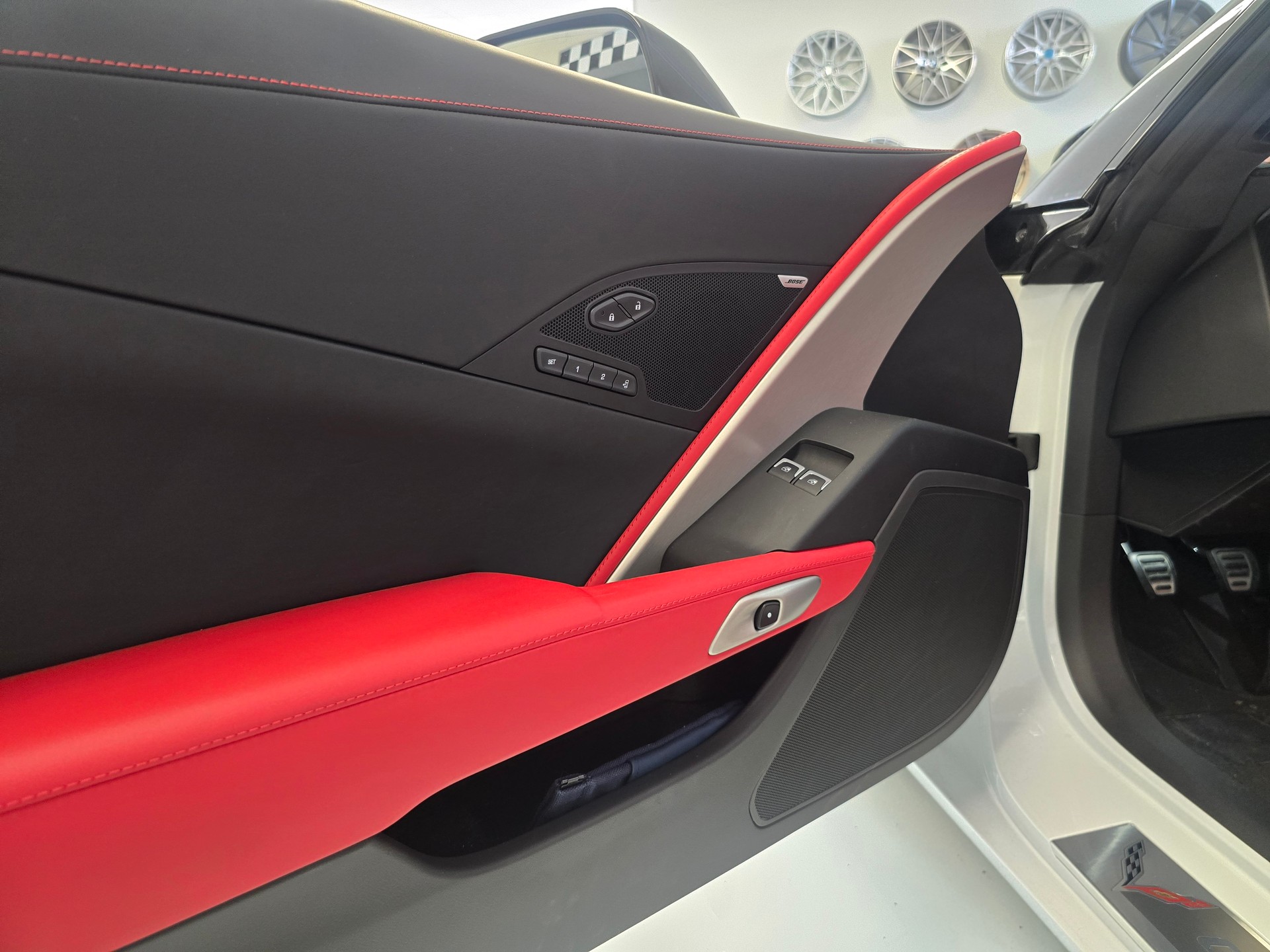 CHEVROLET Corvette C7 Cabrio CH Fhz. Competition-image-13