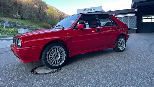 LANCIA Delta HF Integrale-image-6