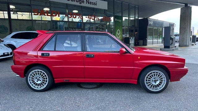LANCIA Delta HF Integrale-showroom-element-2