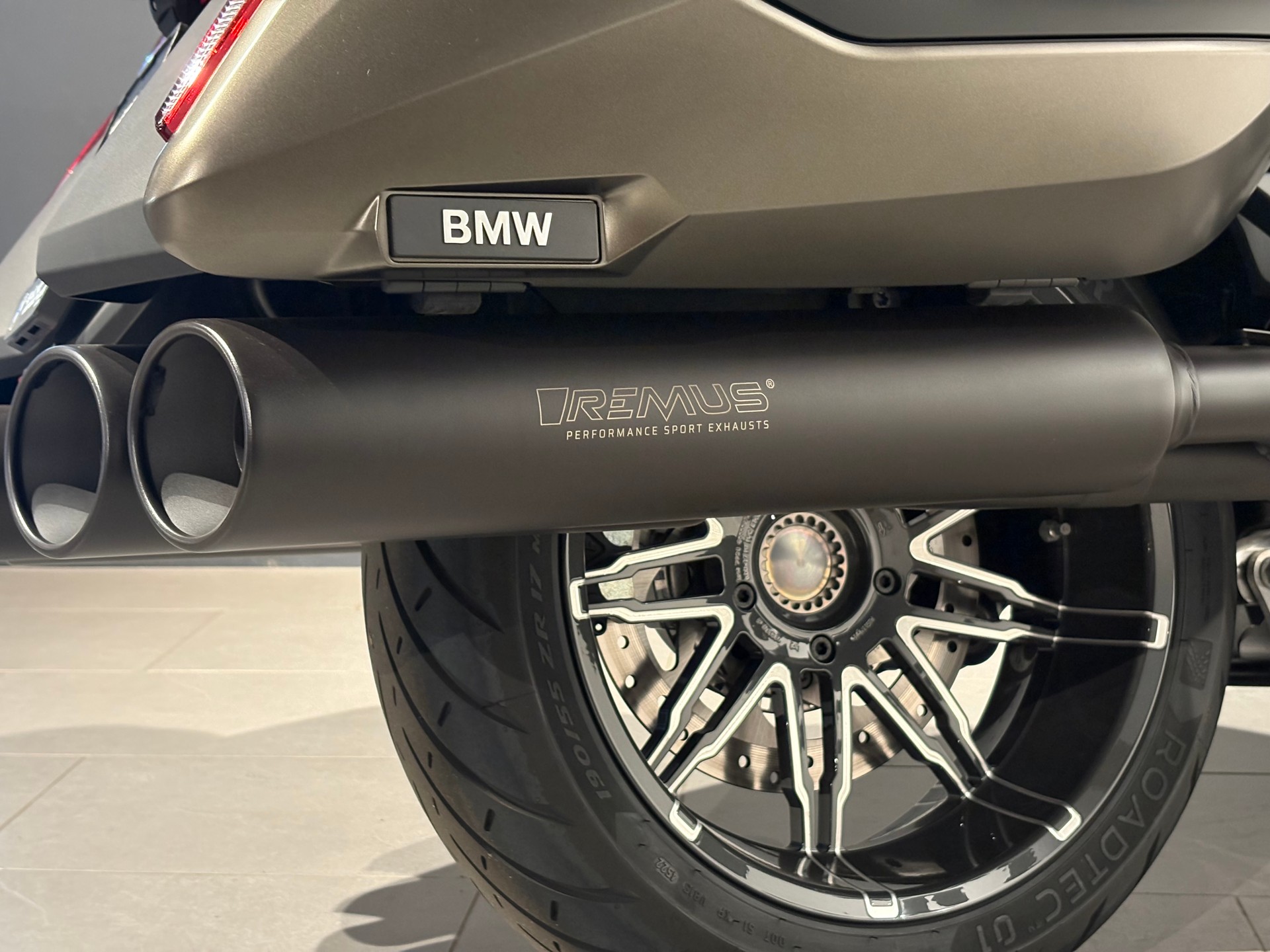 BMW K 1600 B-showroom-element-1