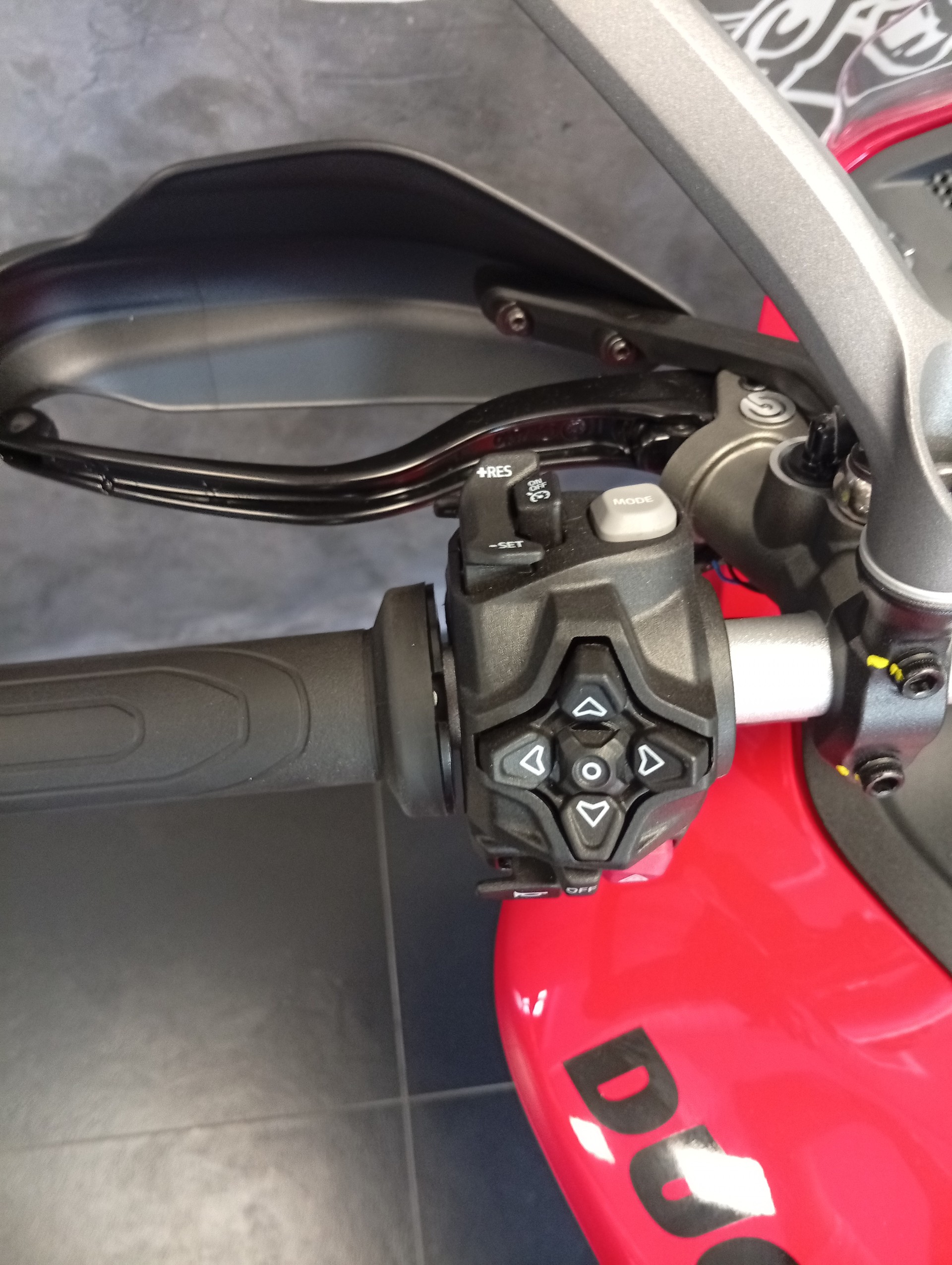 DUCATI MULTISTRADA V2 S-image-9