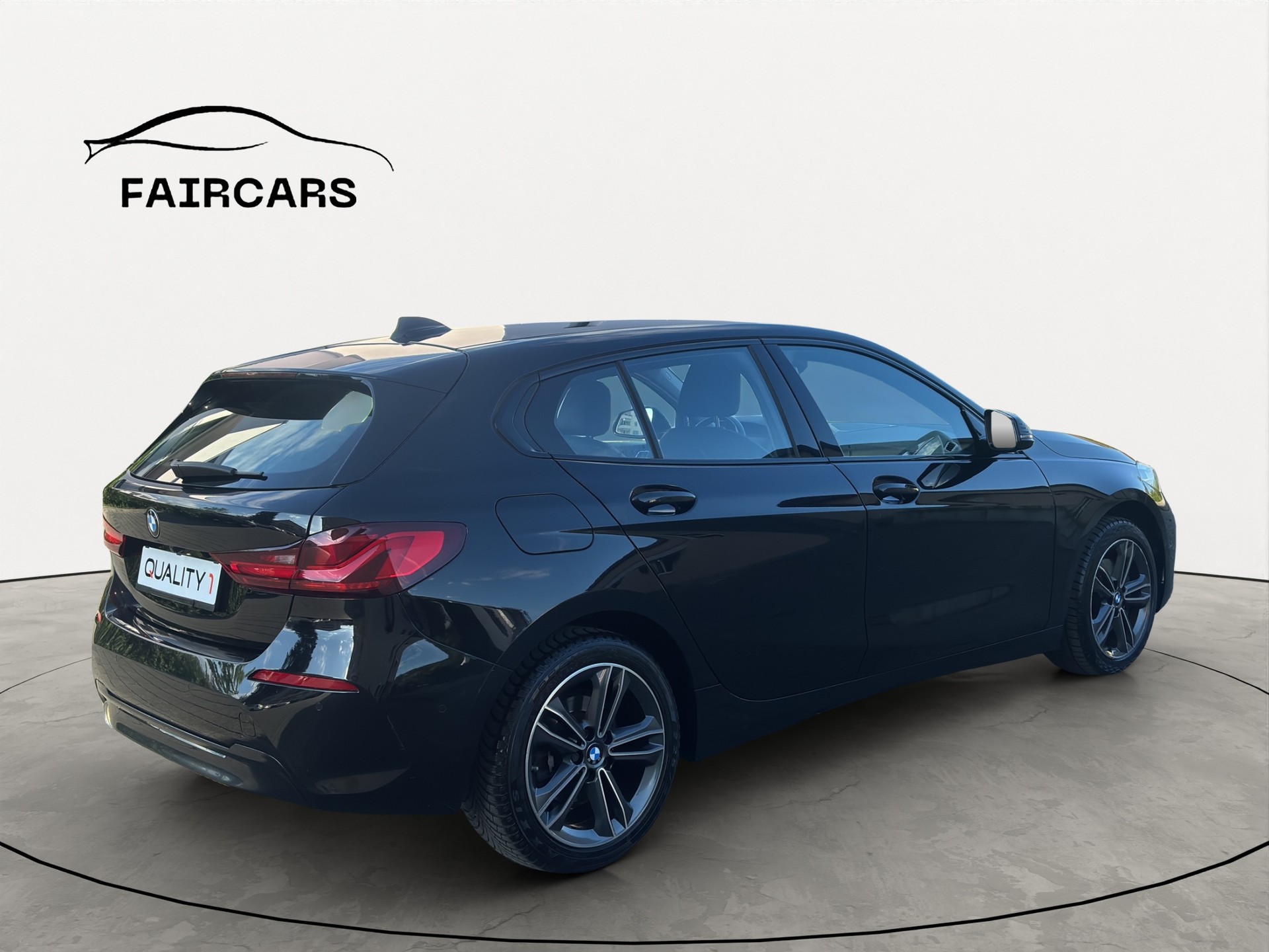 BMW 118i Sport Line Steptronic-image-5