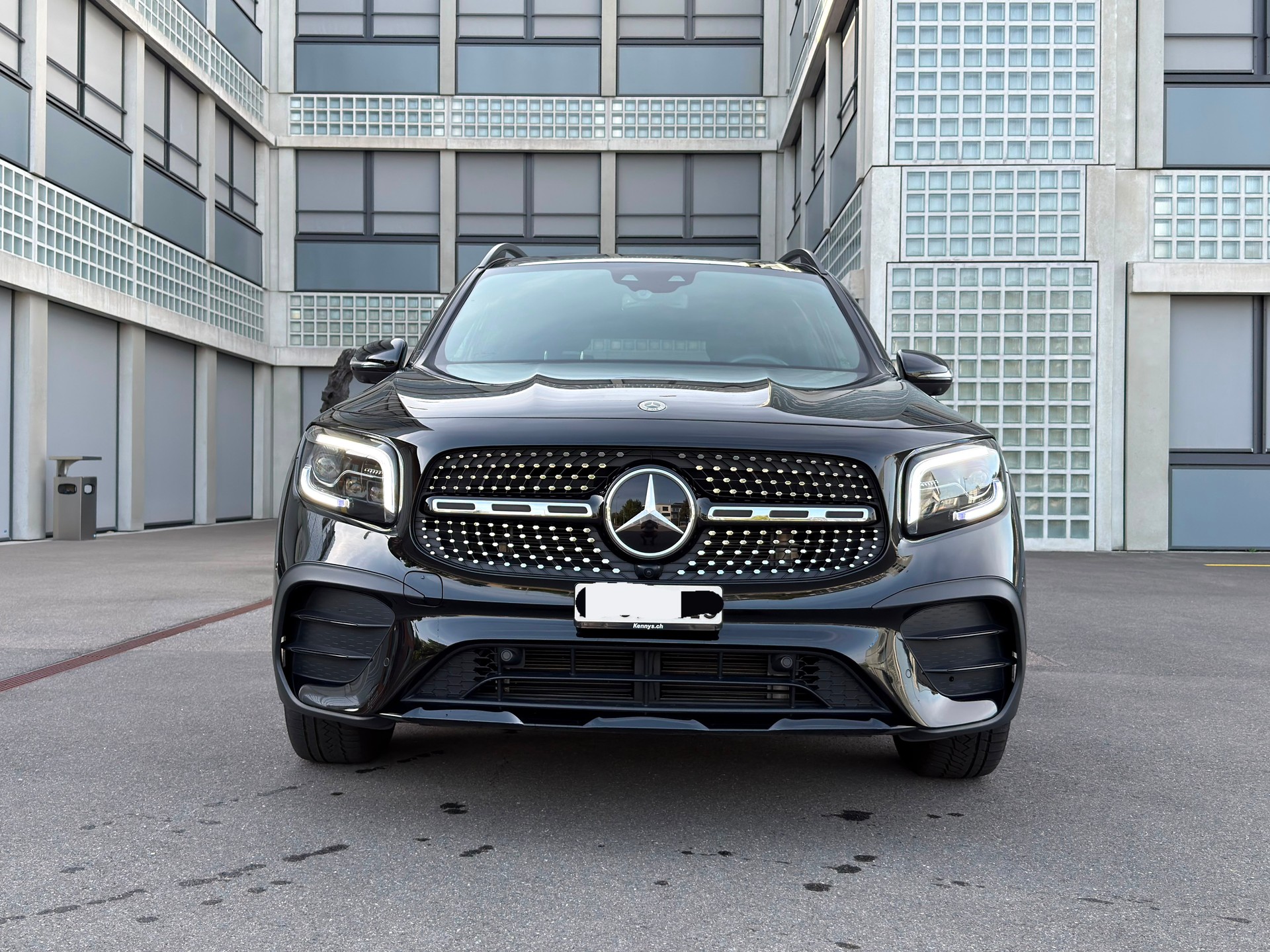 MERCEDES-BENZ GLB 250 AMG Line 4matic