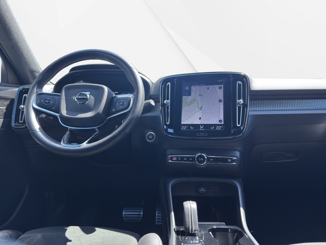 VOLVO XC40 D4 AWD R-Design Geartronic-image-9