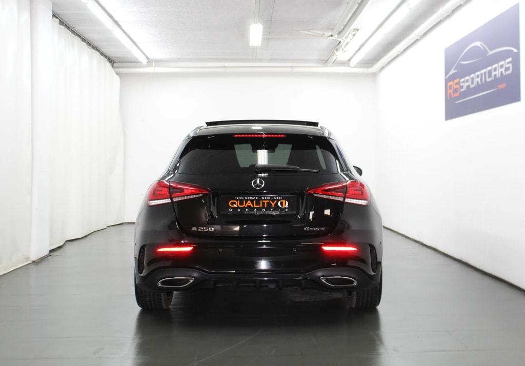MERCEDES-BENZ A 250 4Matic AMG Line 4Matic 7G-DCT Sport- Paket Black / CH-Fahrzeug-image-5