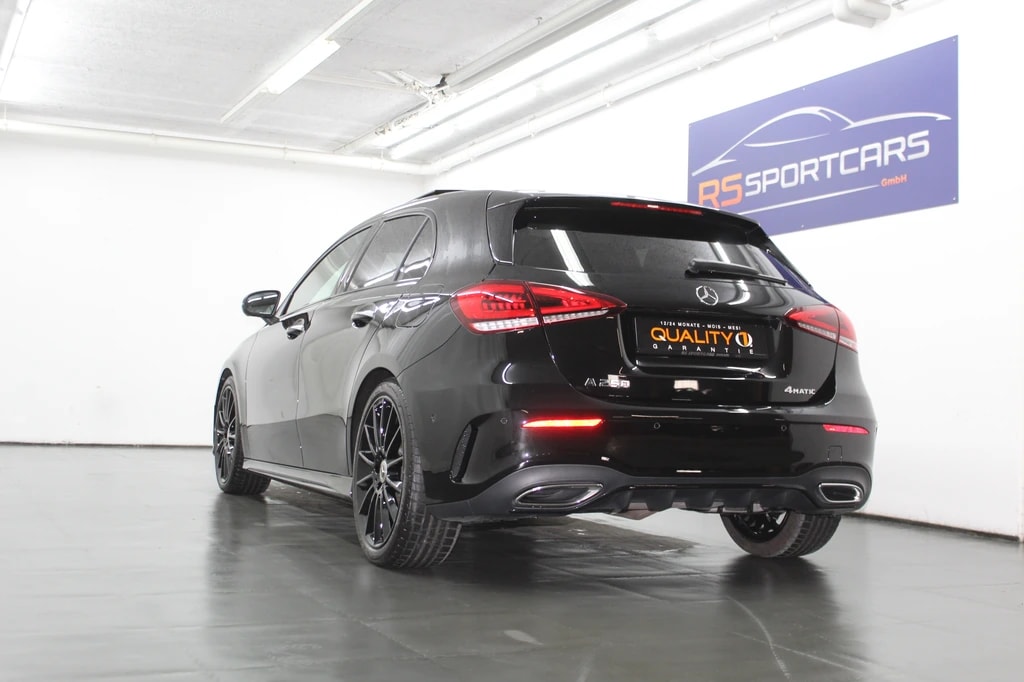 MERCEDES-BENZ A 250 4Matic AMG Line 4Matic 7G-DCT Sport- Paket Black / CH-Fahrzeug-image-4