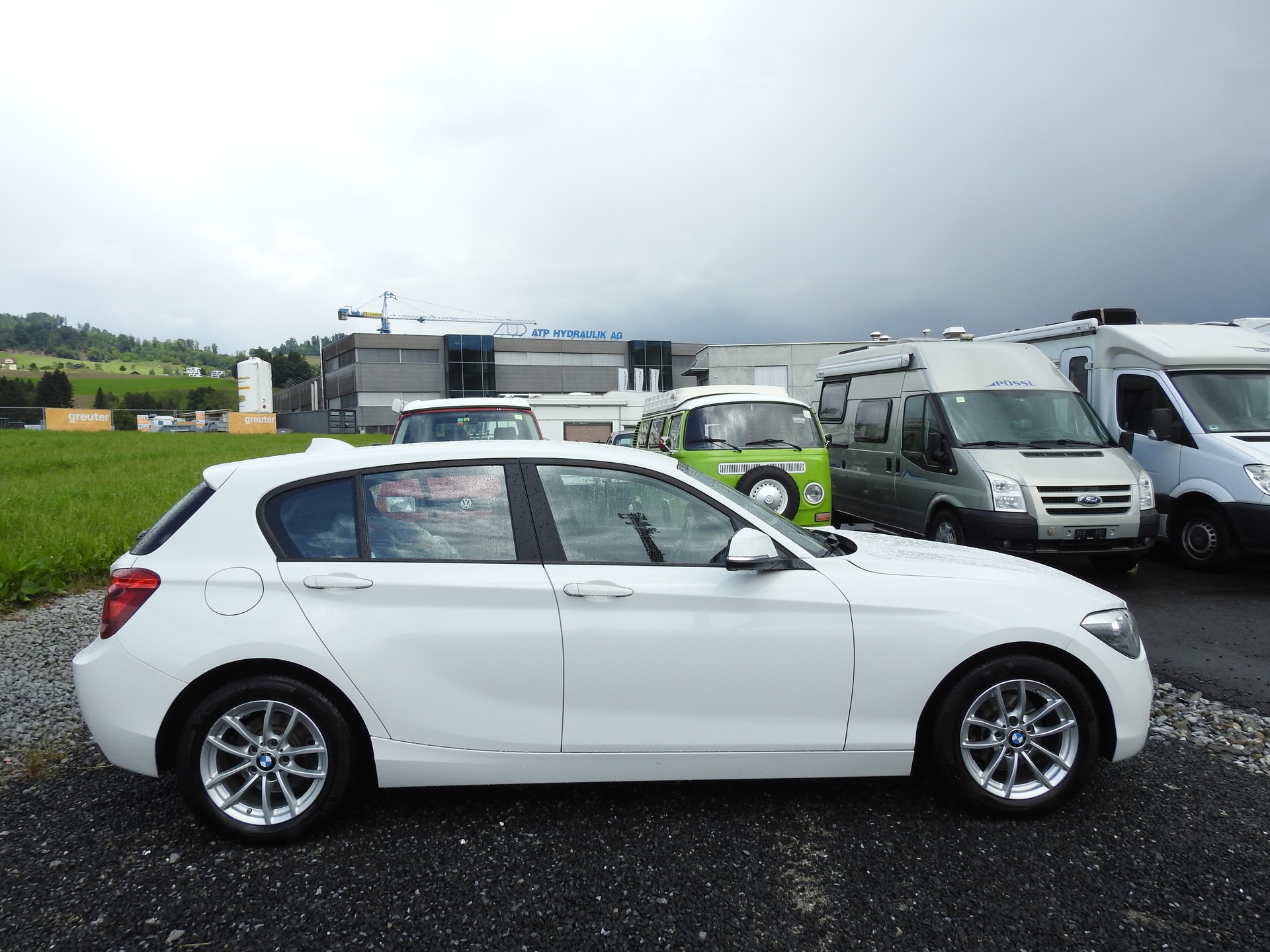 BMW 116d Urban Line Steptronic-image-6