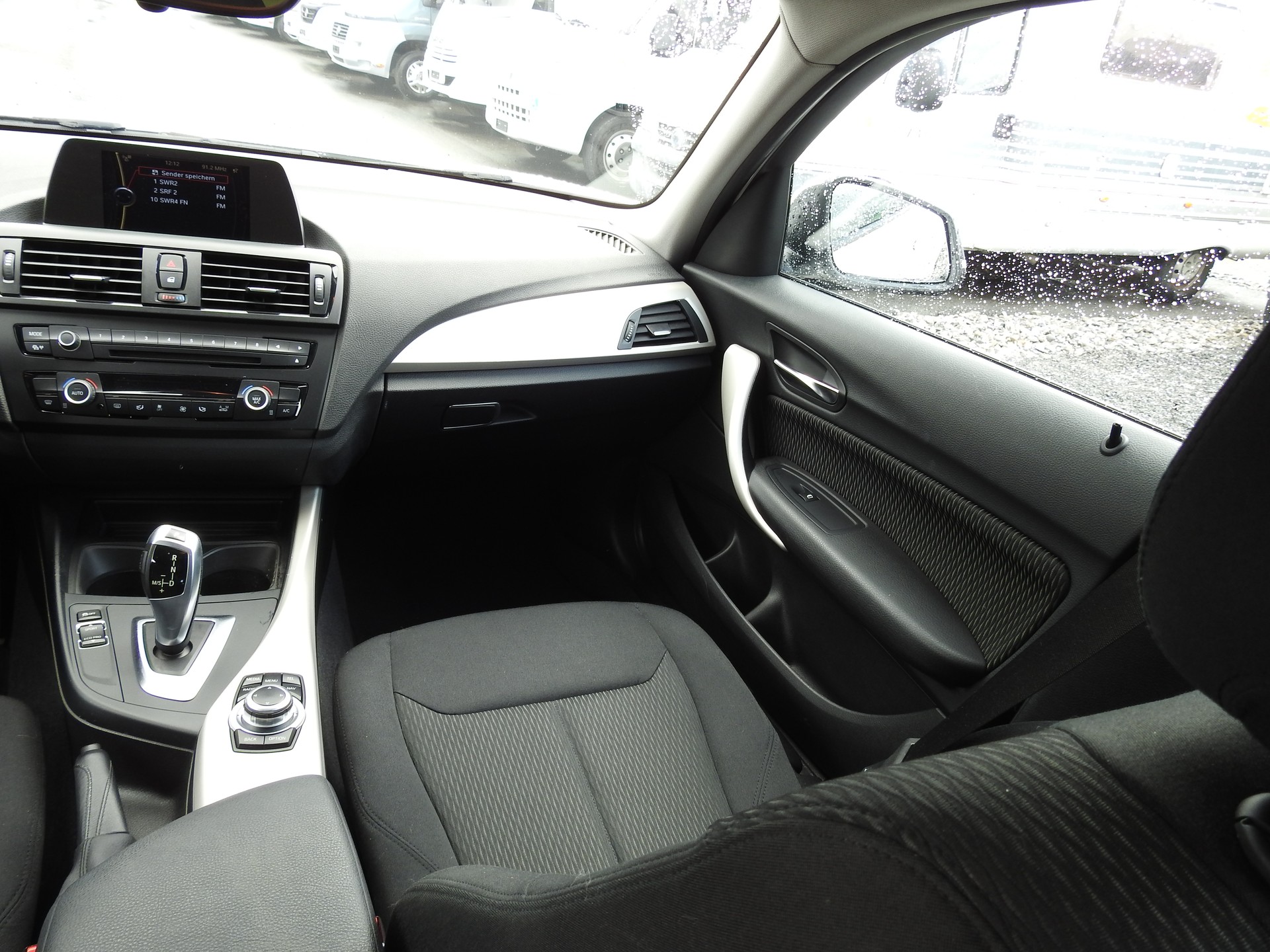 BMW 116d Urban Line Steptronic-image-17