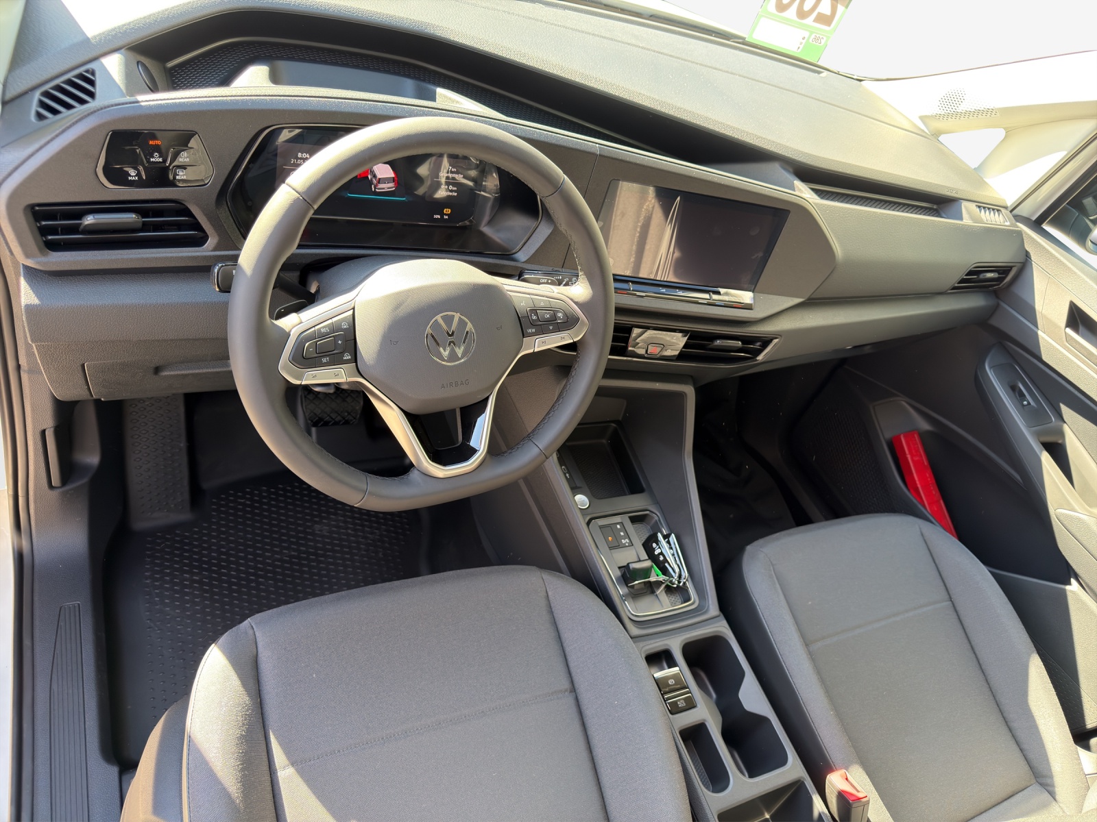 VW Caddy Cargo 1.5 TSI Plug in Hybrid DSG-image-8