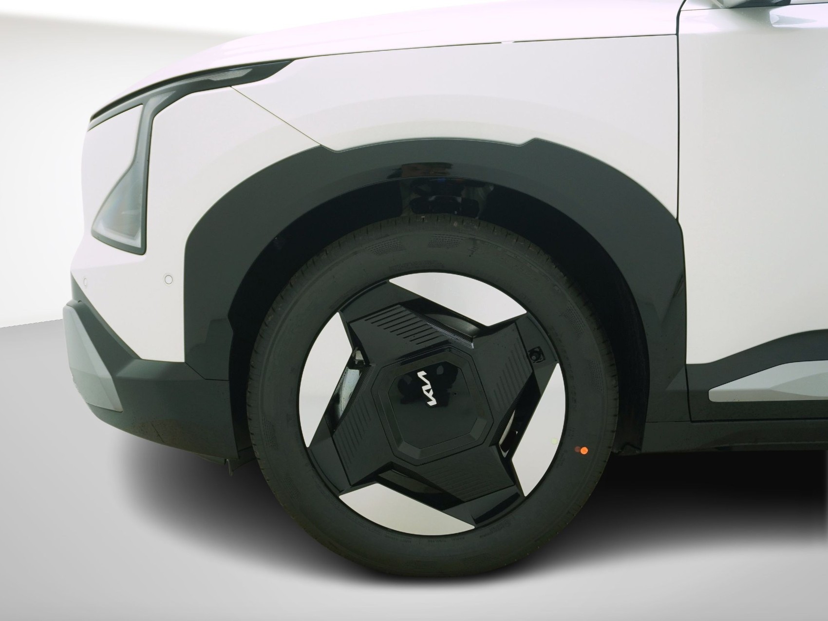 KIA EV5 81 kWh Earth-image-7