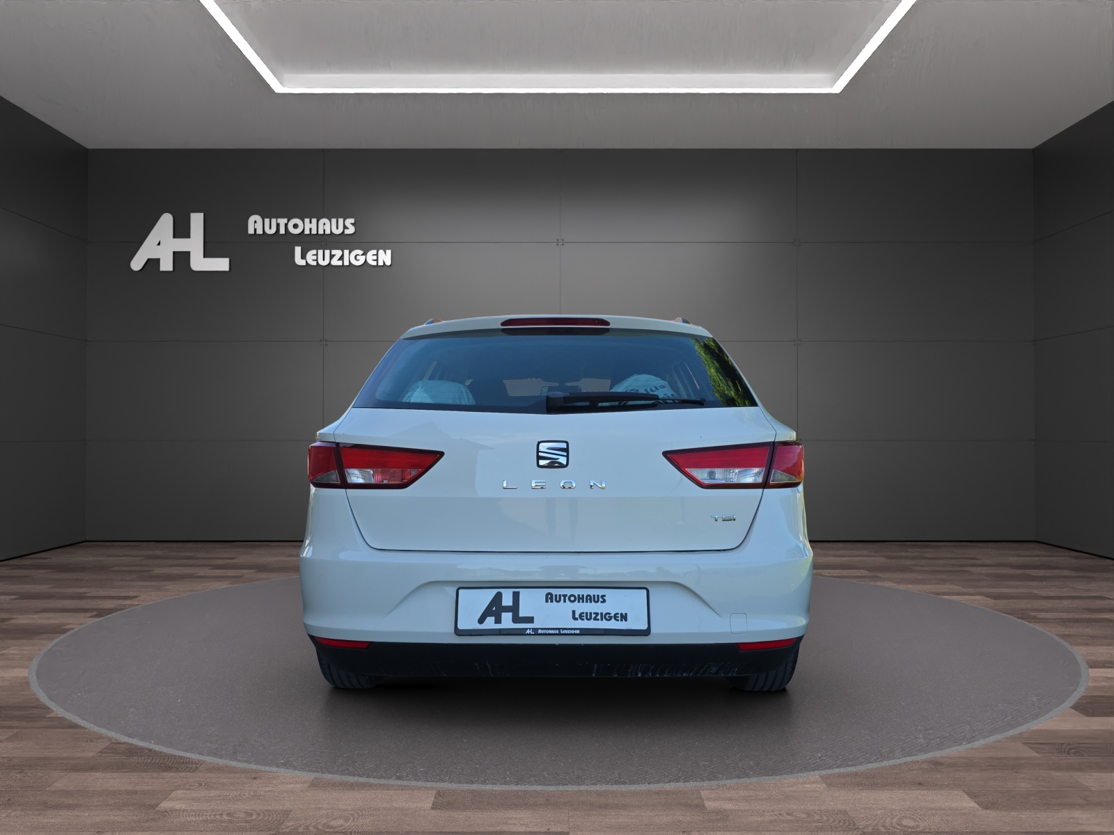 SEAT Leon ST 1.2 TSI Style-image-3