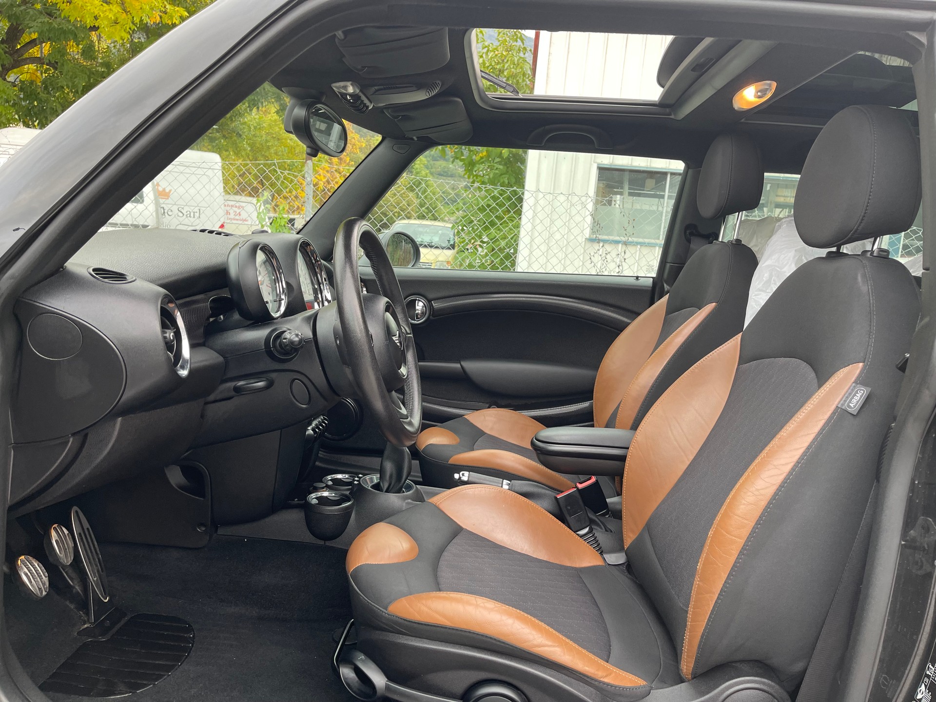 MINI Cooper S-image-27