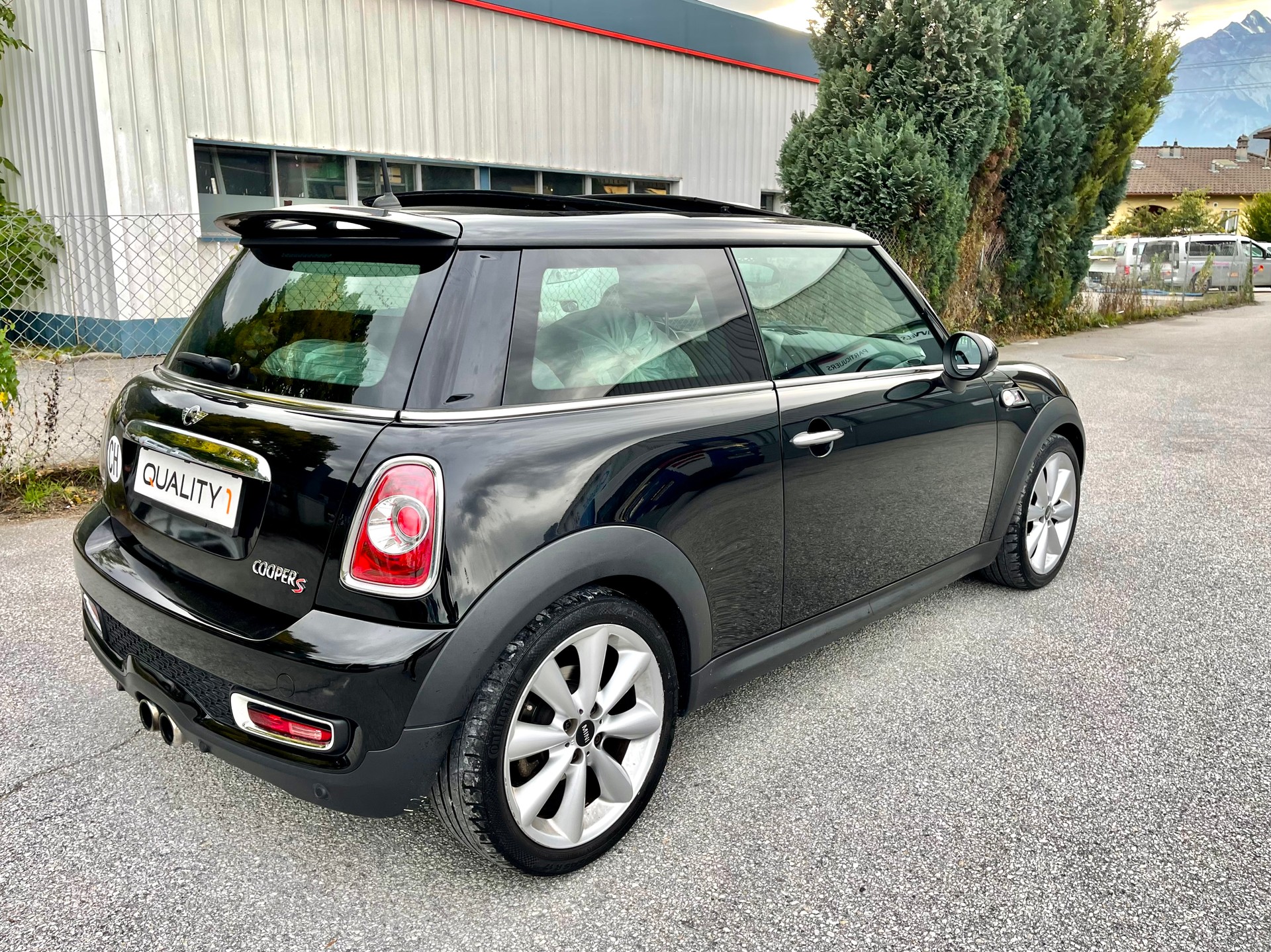 MINI Cooper S-image-30