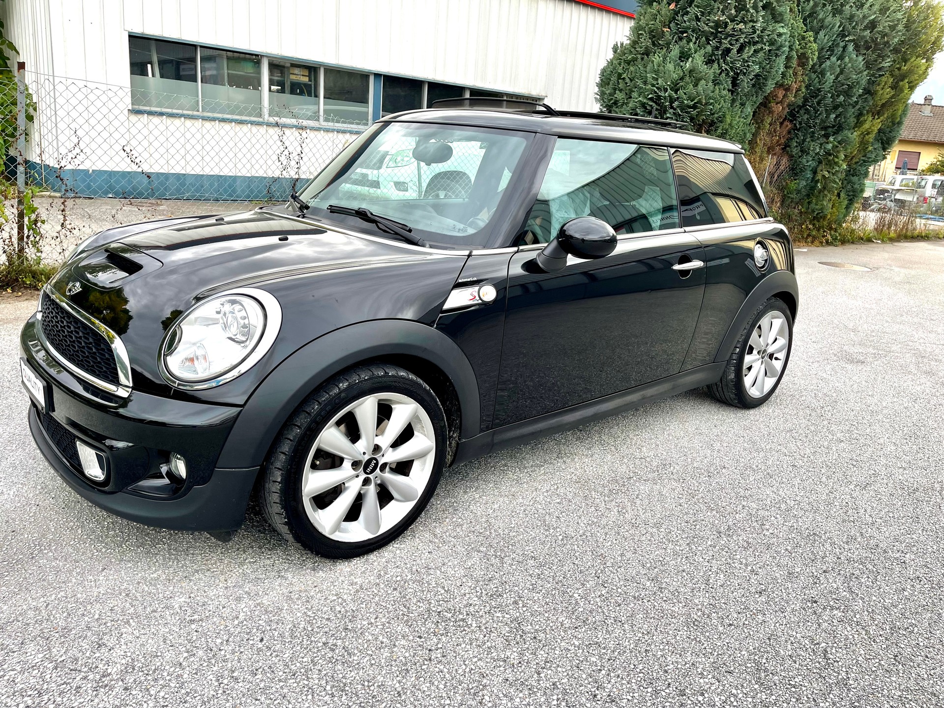 MINI Cooper S-image-9