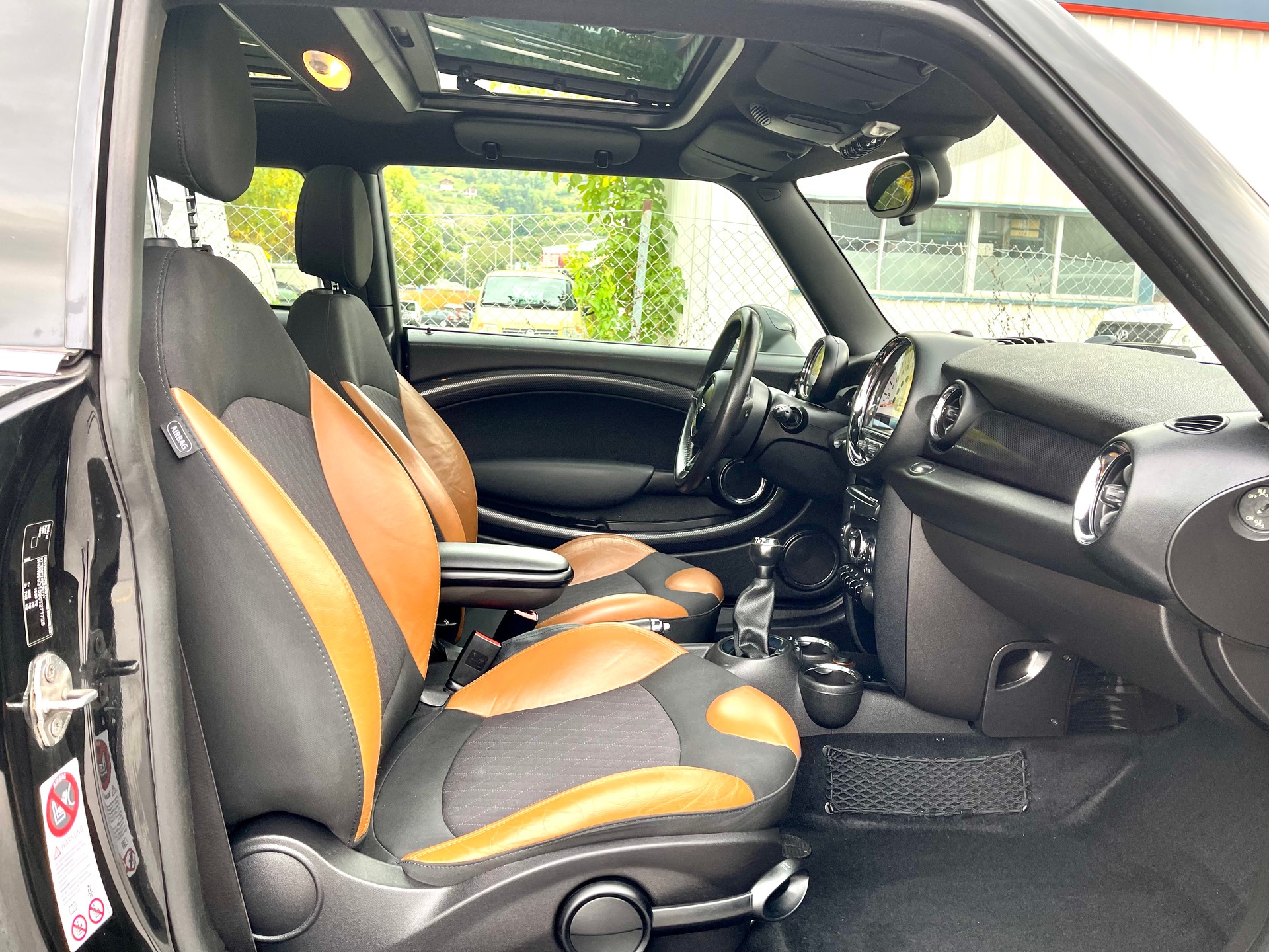 MINI Cooper S-image-29