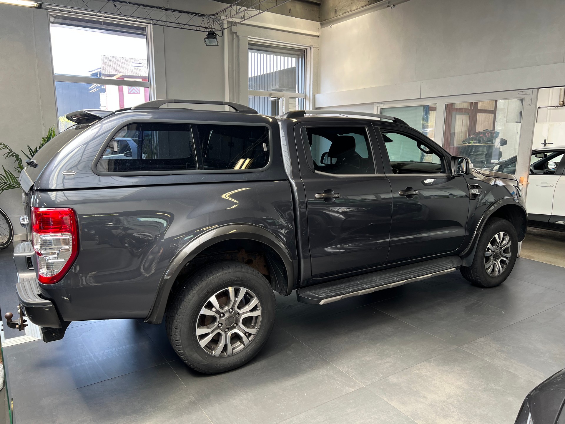FORD Ranger Wildtrak 3.2 TDCi 4x4 A-image-3