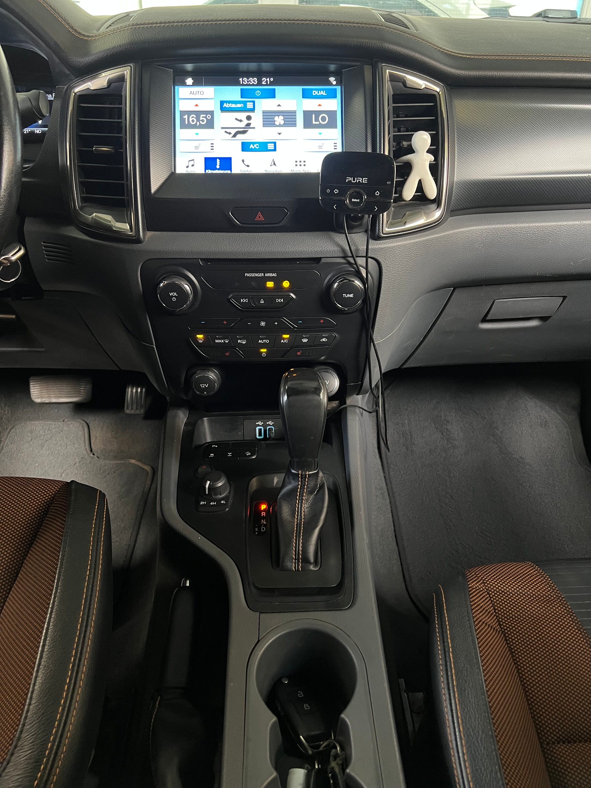 FORD Ranger Wildtrak 3.2 TDCi 4x4 A-image-5