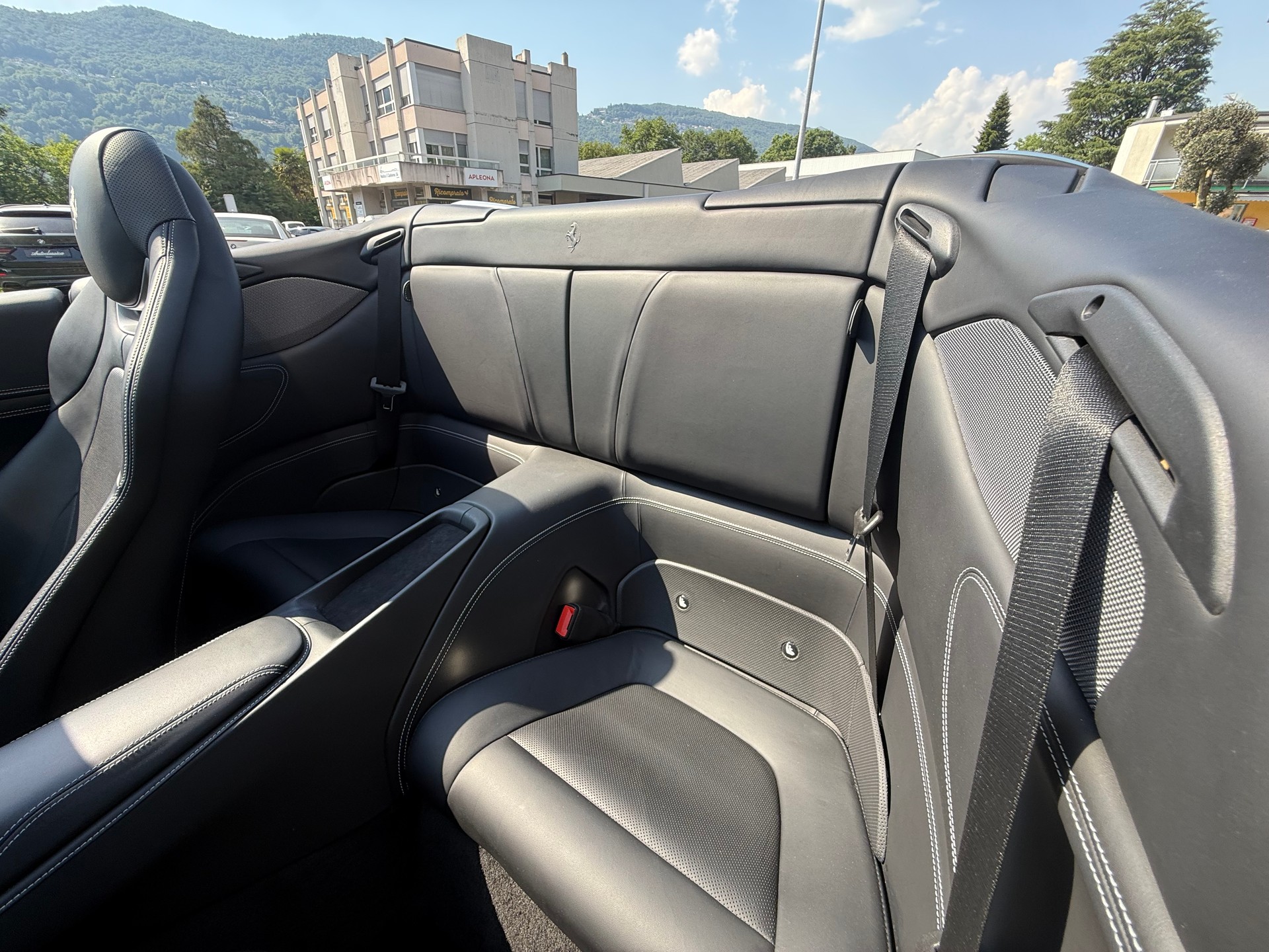 FERRARI Portofino M 3.9 V8 T-image-17