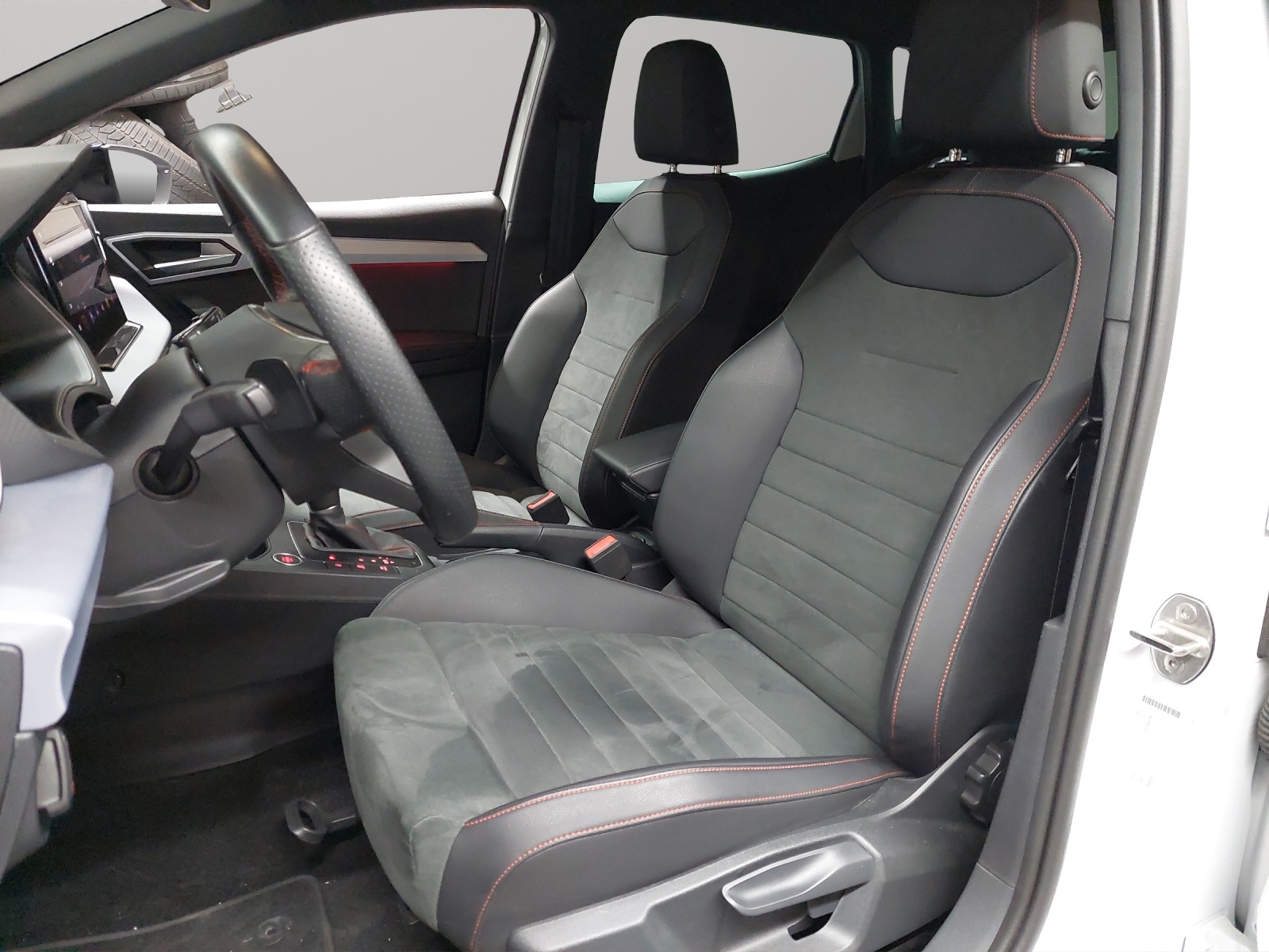 SEAT Ibiza 1.0 EcoTSI FR DSG-image-5