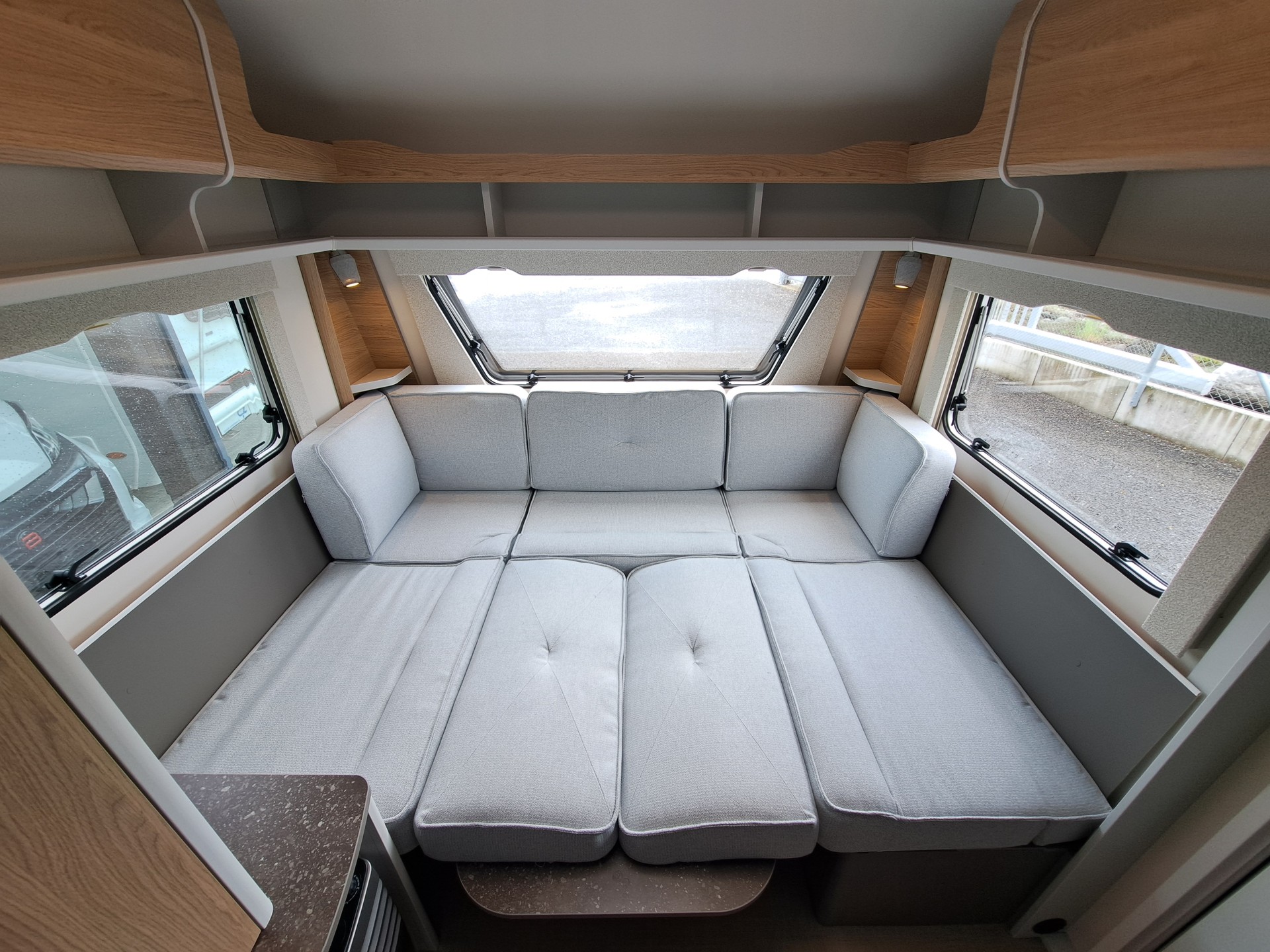 BÜRSTNER Averso 535 TL-image-8