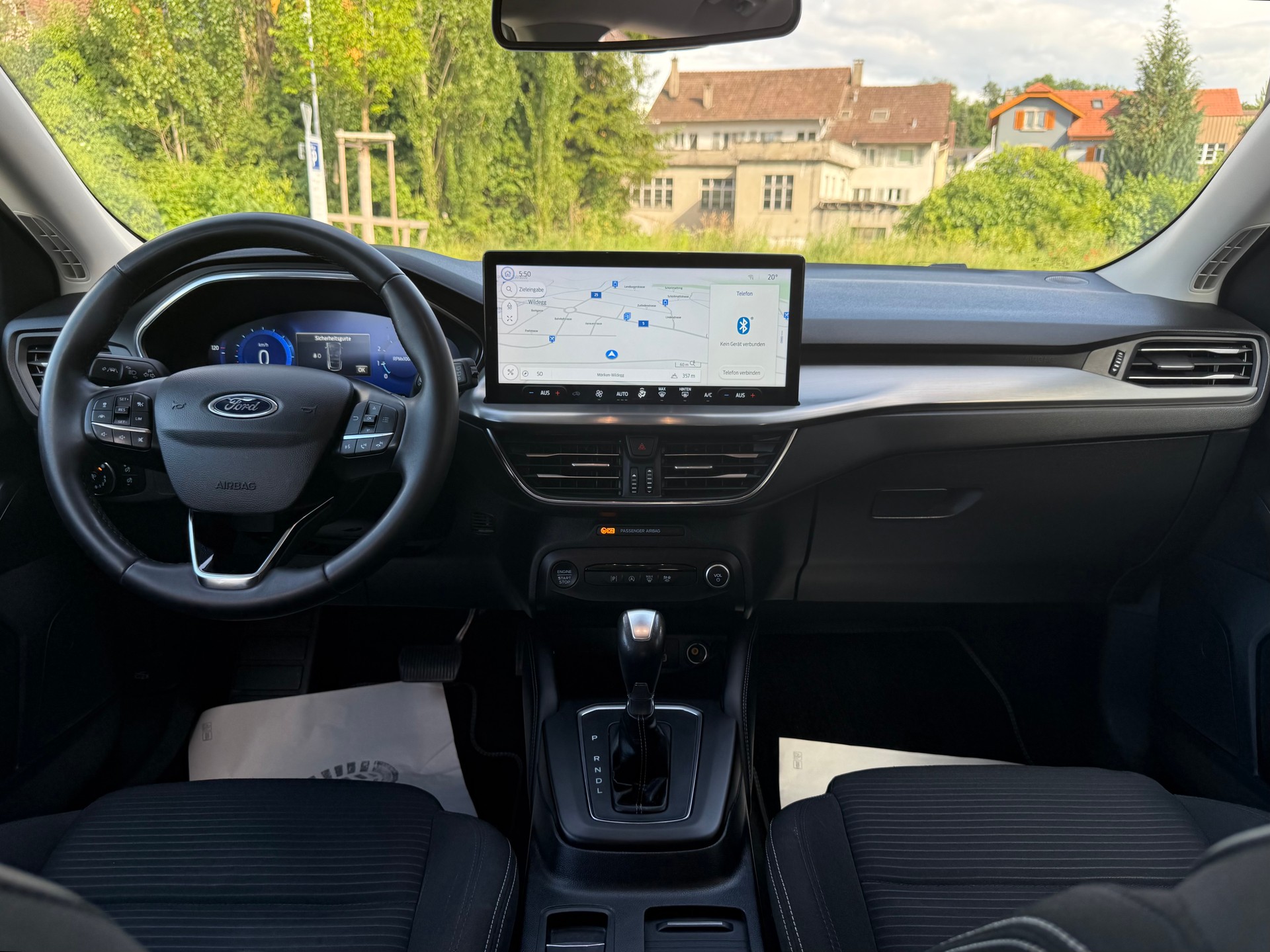 FORD Focus 1.0 MHEV Titanium X Automat-image-5