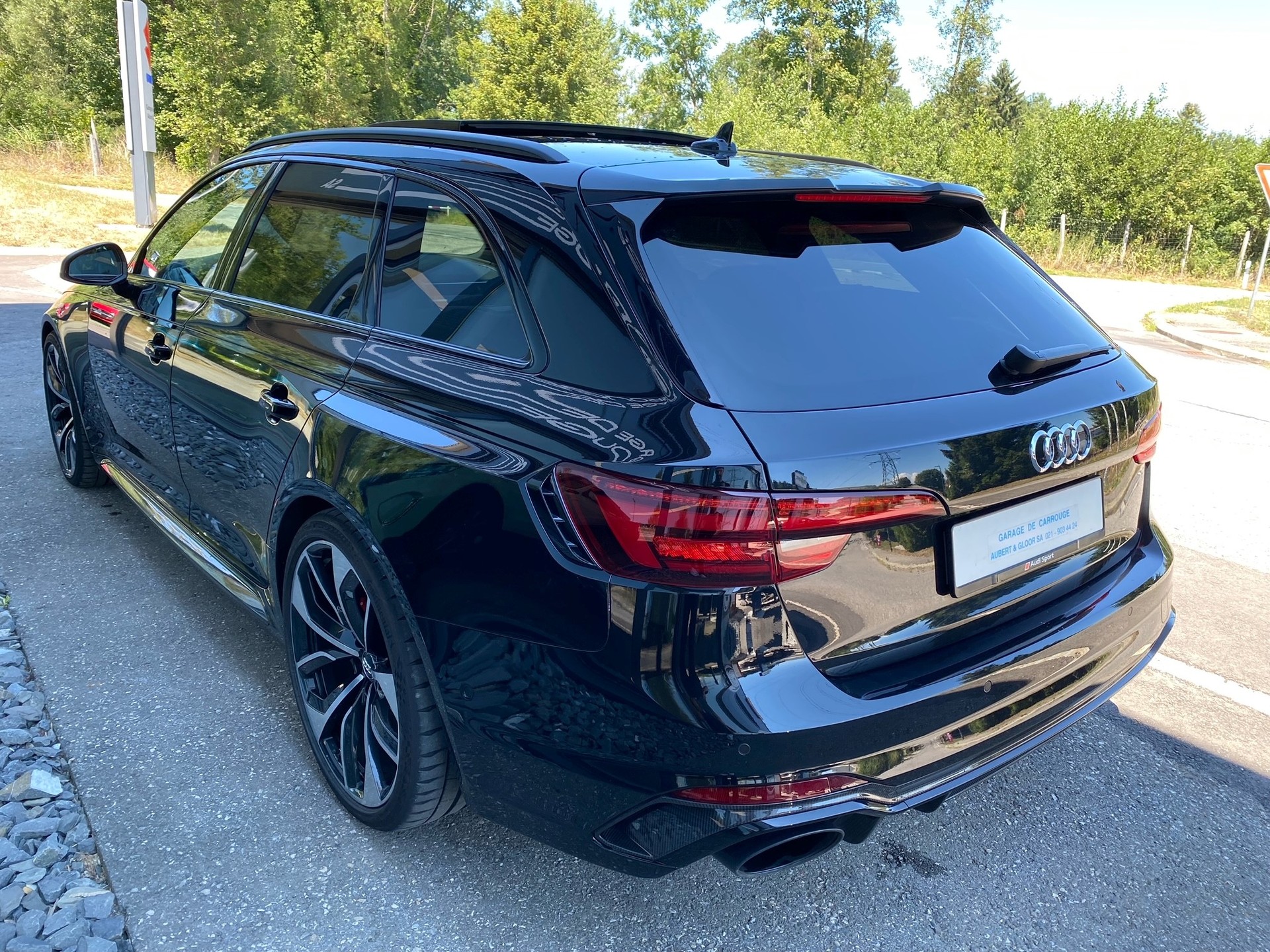 AUDI RS4 Avant 2.9 TFSI quattro tiptronic-image-3