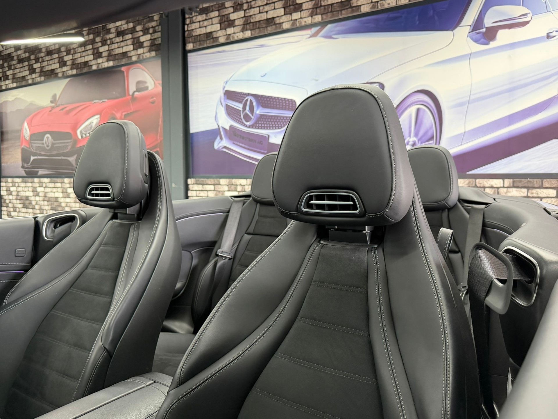 MERCEDES-BENZ CLE 180 AMG Line Cabrio | MBUX | Burmester® Soundsystem | 9G-TRONIC | Top Ausstattung | Werksgarantie-image-8