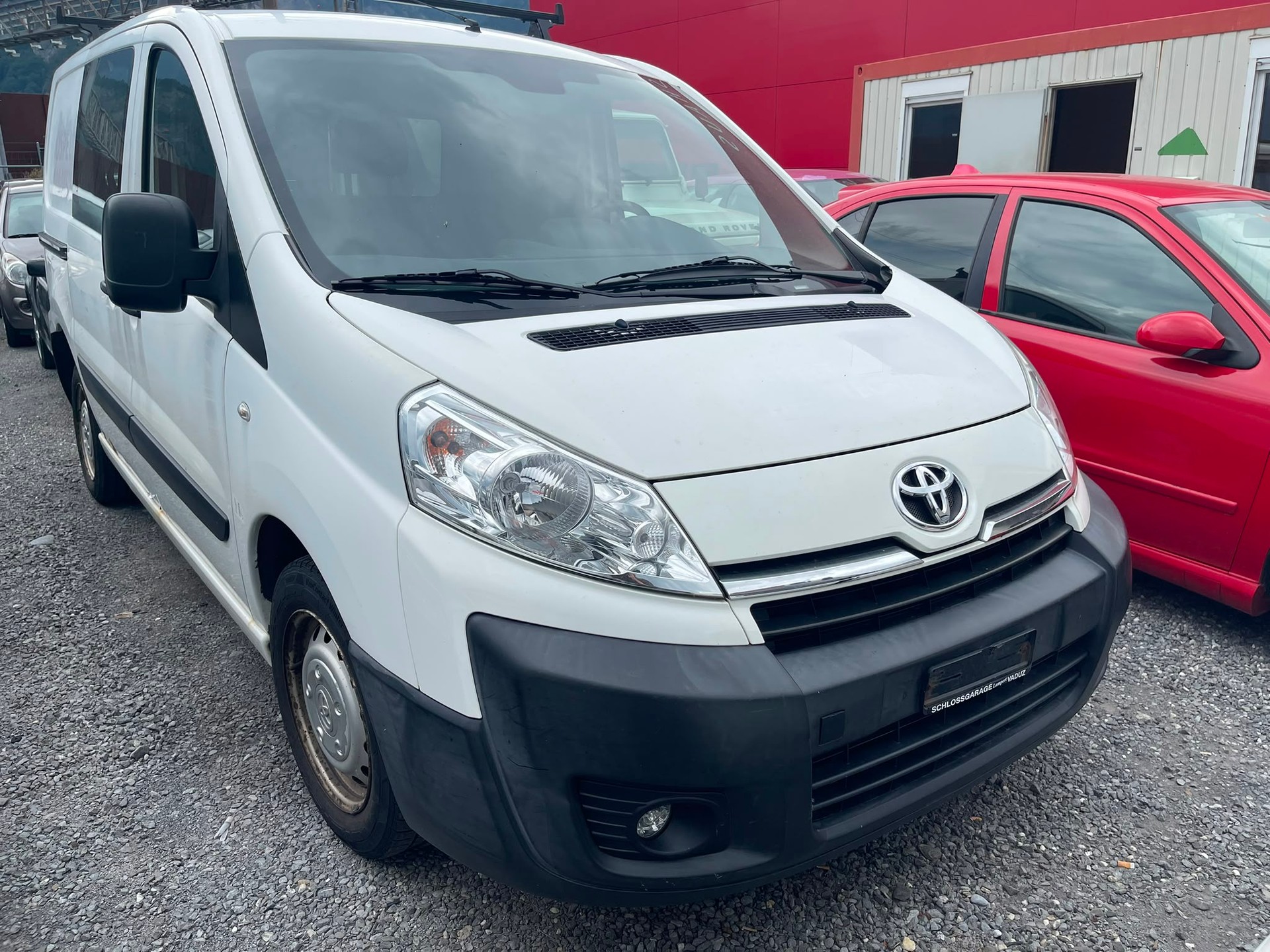 TOYOTA Proace 1.6D Glass Van Terra L2H1-image-1