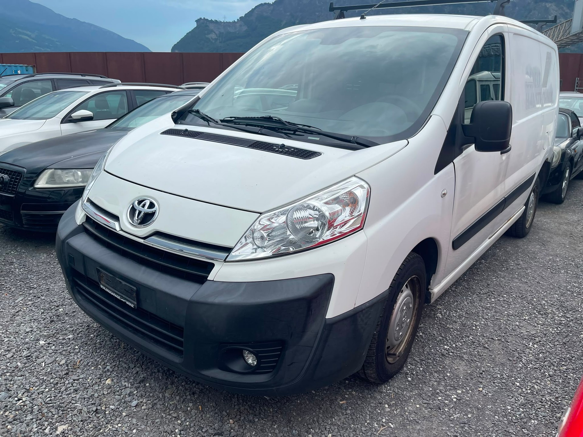 TOYOTA Proace 1.6D Glass Van Terra L2H1