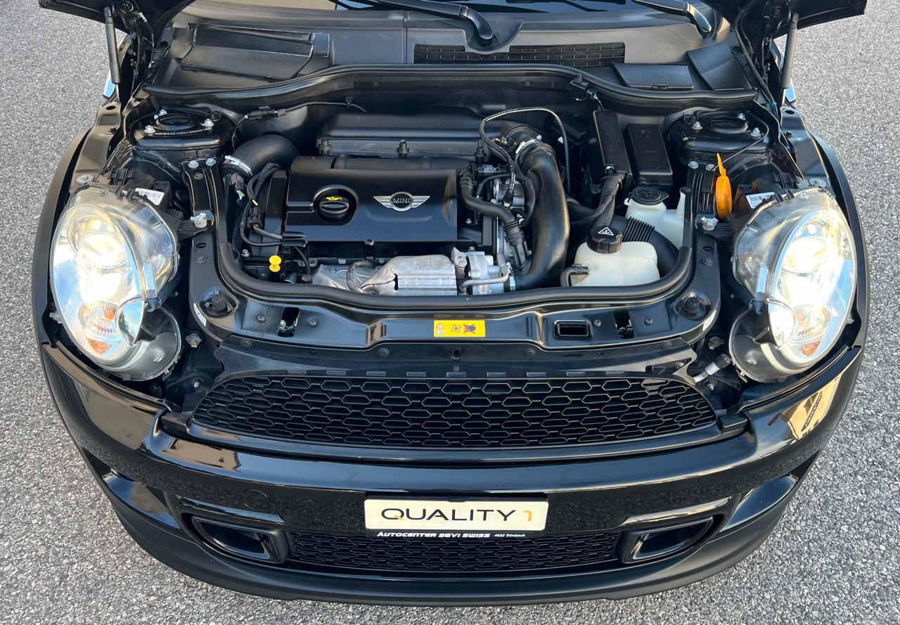 MINI Cooper S Coupé-image-12