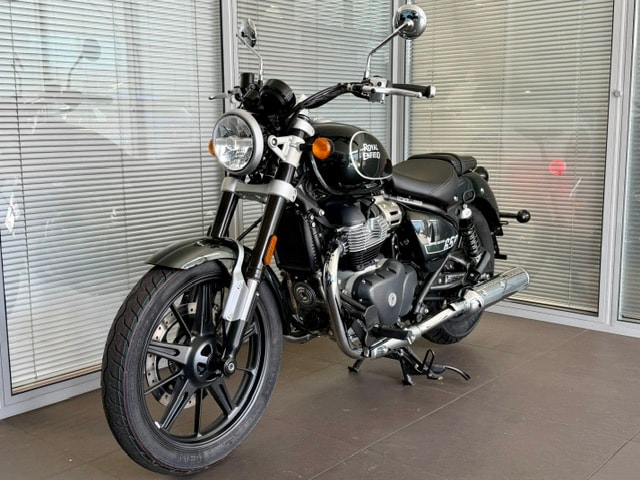 ROYAL ENFIELD Super Meteor 650 Astral-image-0