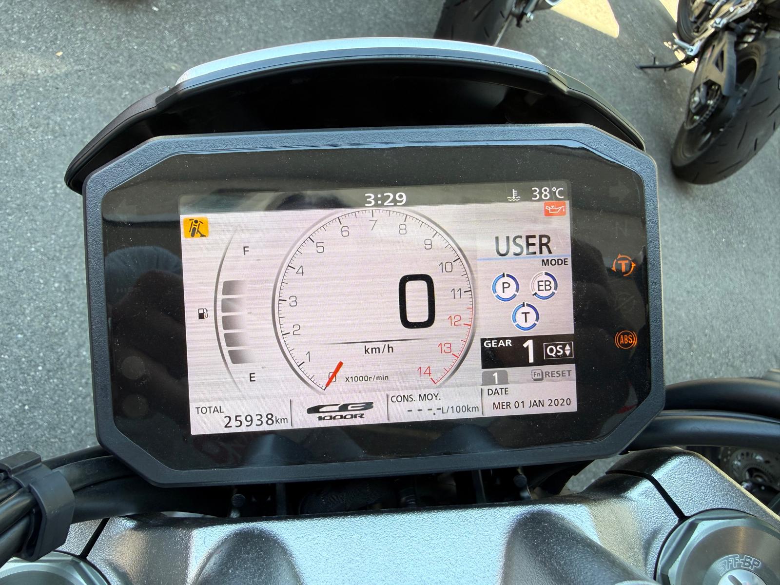 HONDA CB 1000 R Silver Edition-image-9