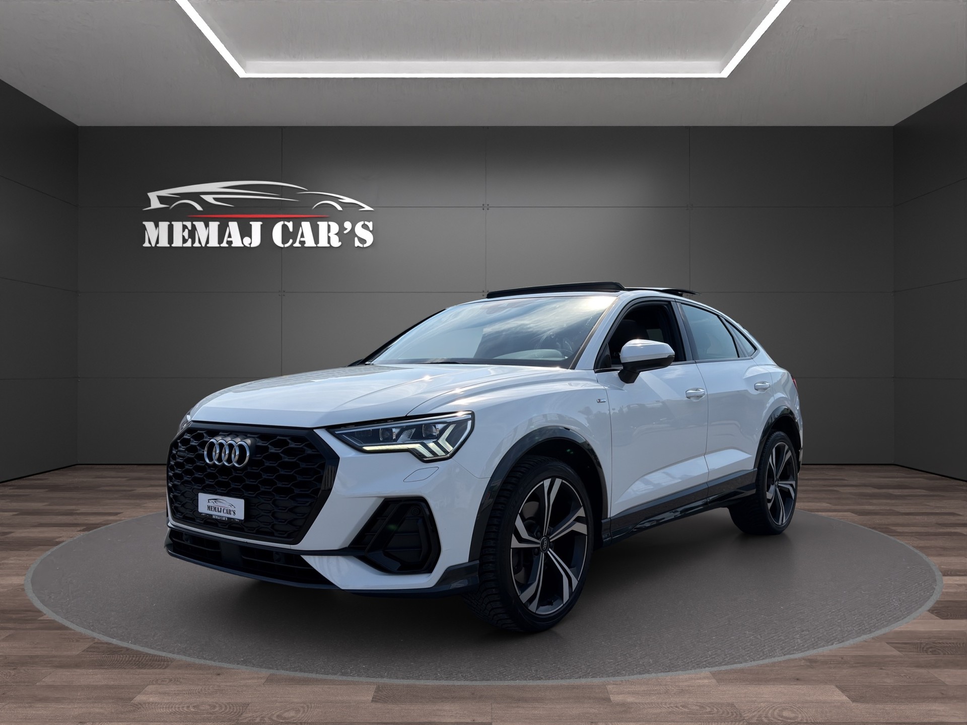 AUDI Q3 Sportback 45 TFSI S line quattro S-tronic Pano/AHK-image-1