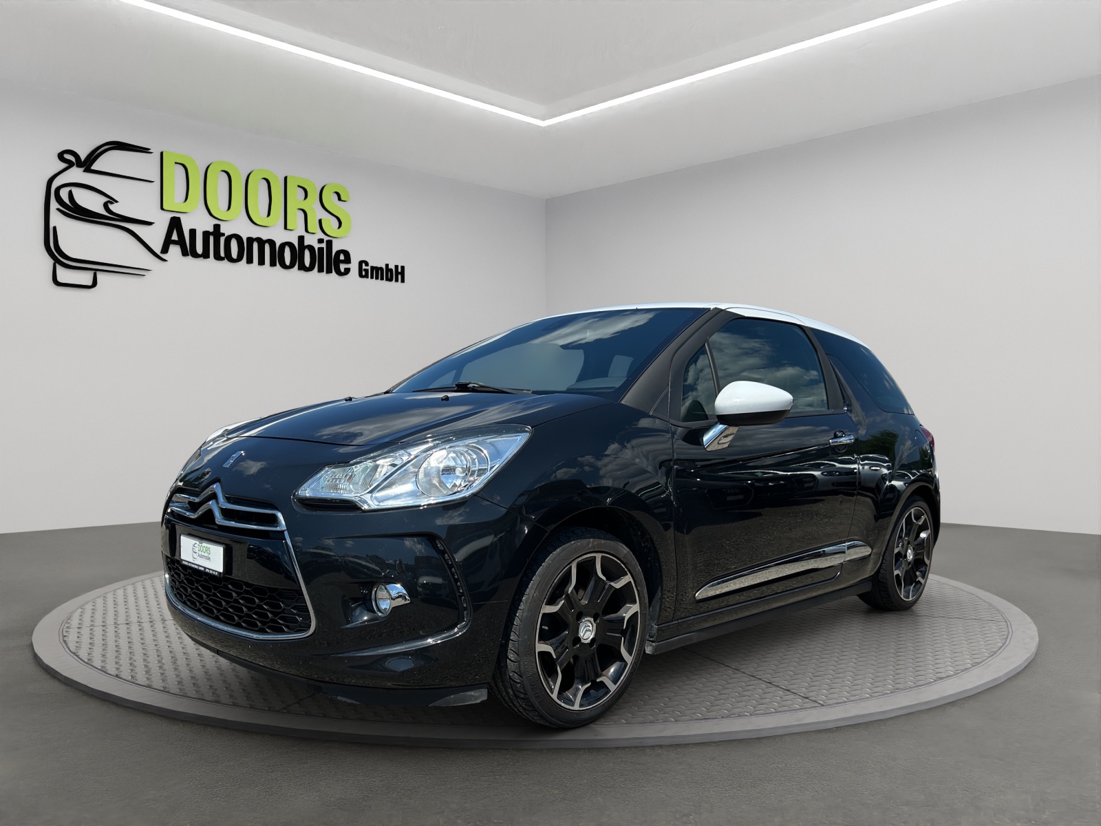 DS AUTOMOBILES DS3 1.6 16V HDi SO Chic-showroom-element-2