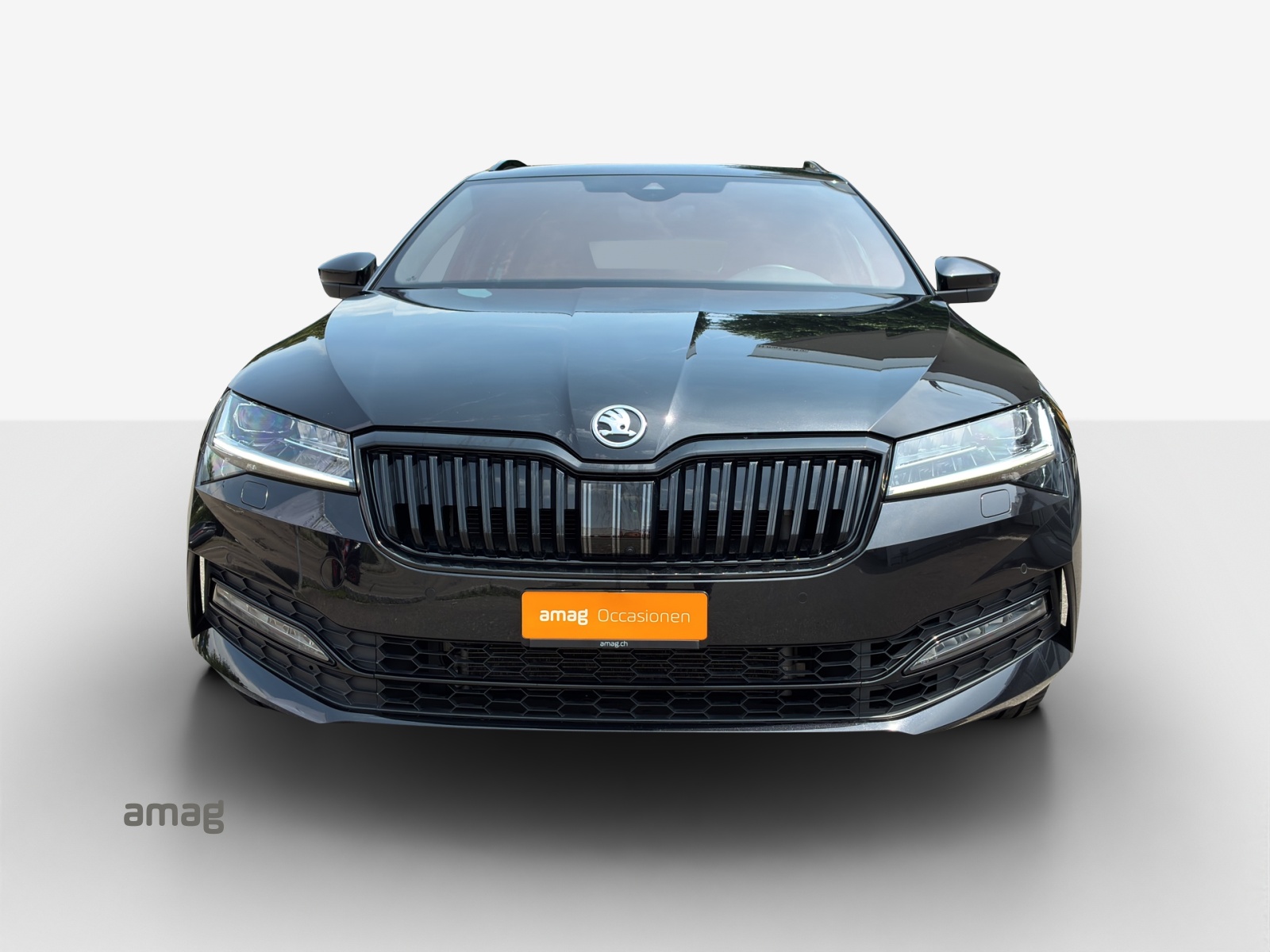 SKODA Superb Combi 2.0 TSI SportLine 4x4 DSG-image-6