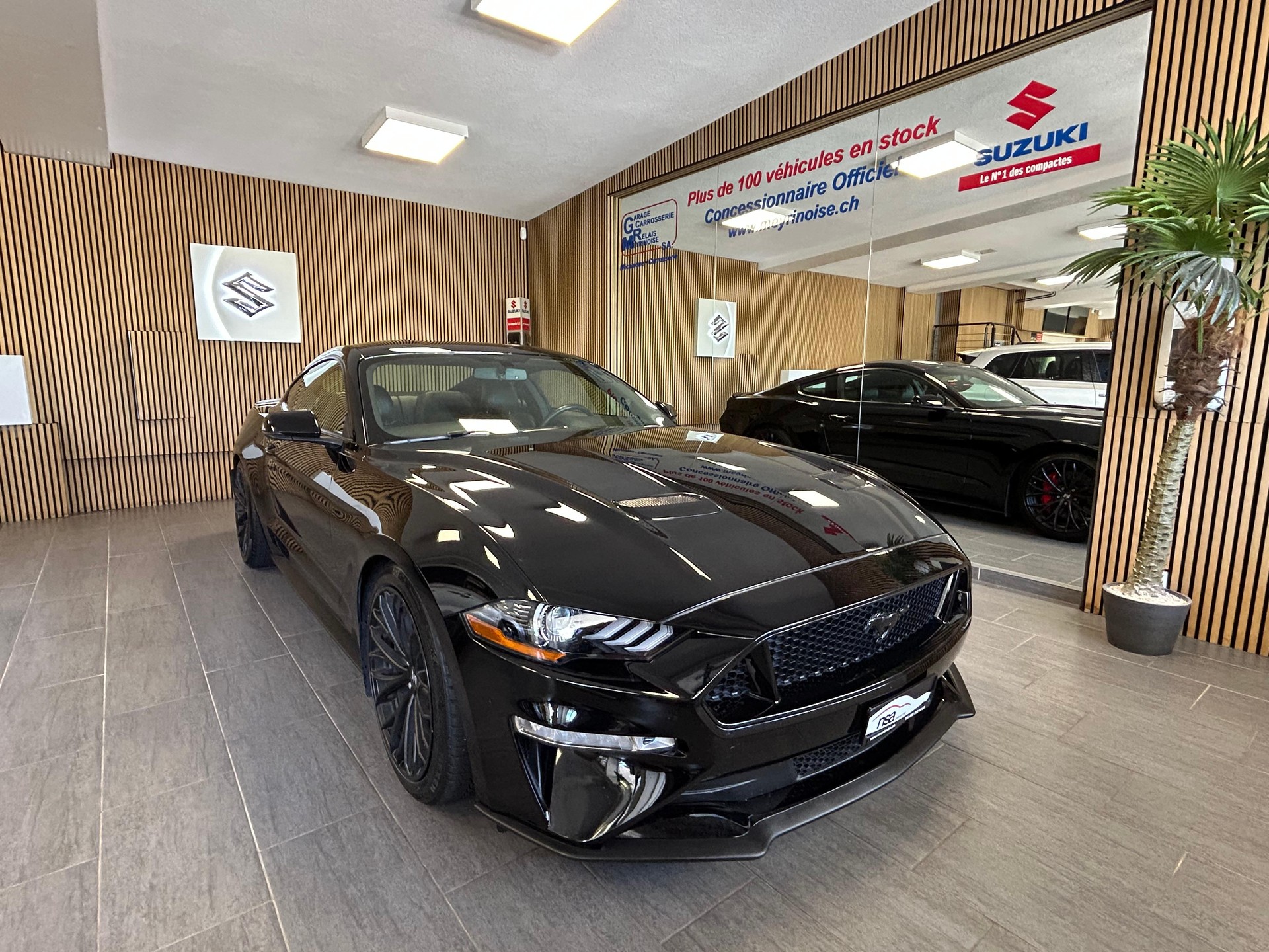 FORD Mustang Coupé 5.0 V8 GT-showroom-element-1