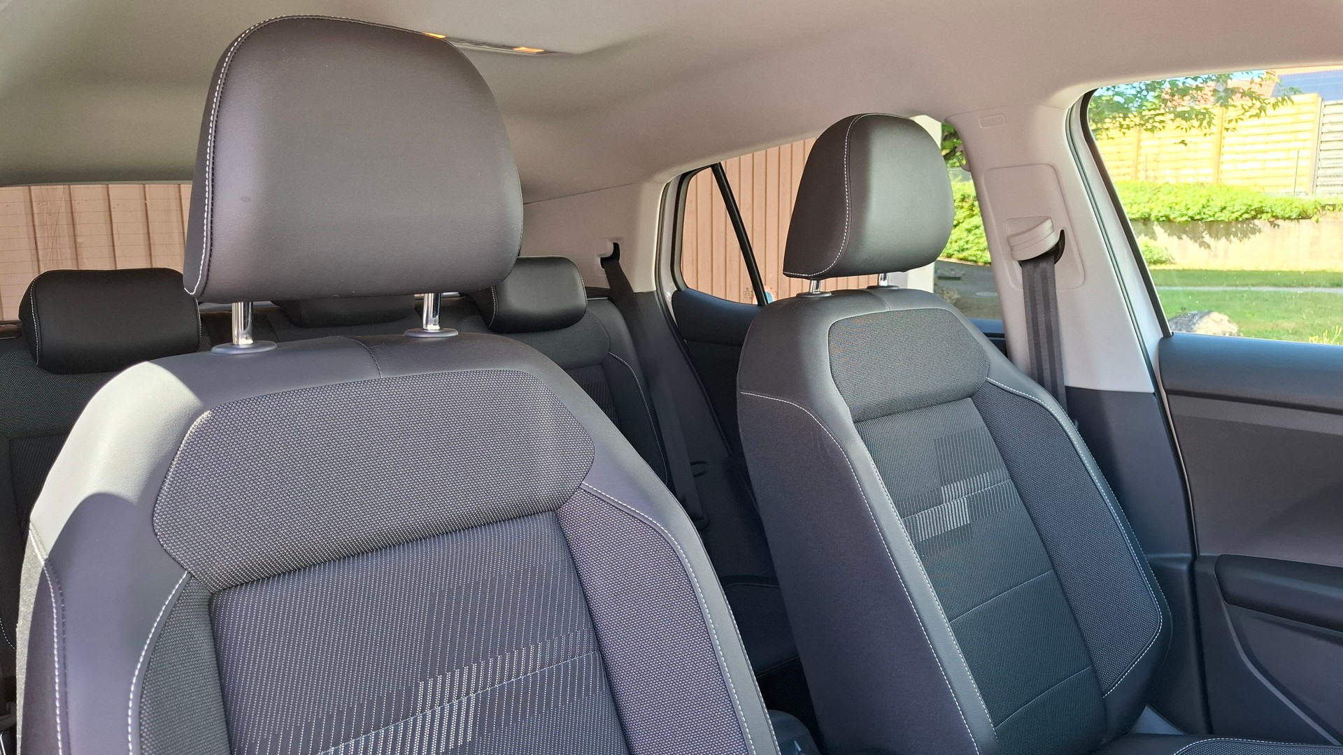 VW 1.0 TSI 110 Life DSG-image-14