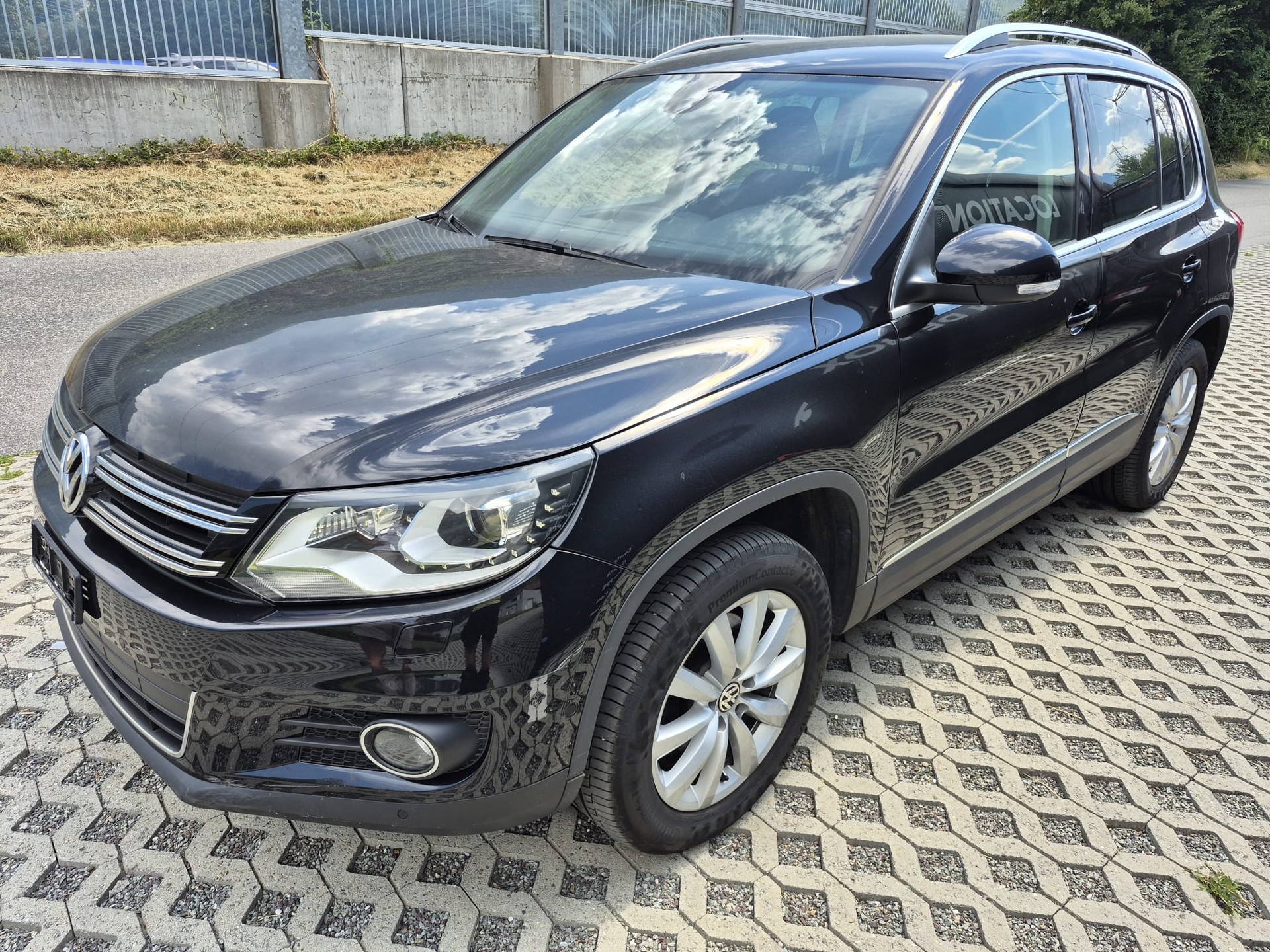 VW Tiguan 2.0 TDI BlueMotion Trend&Fun 4Motion DSG-image-2